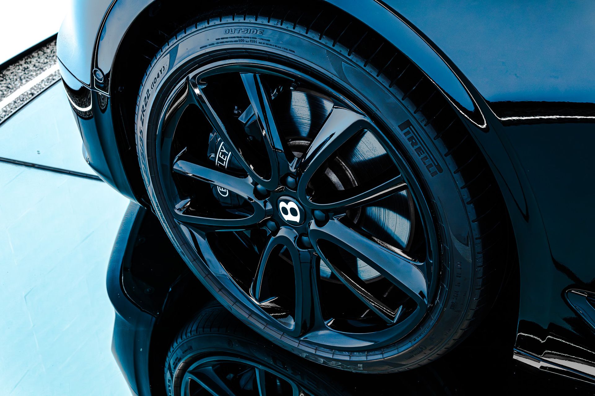 2023 Bentley Continental GT photo 4