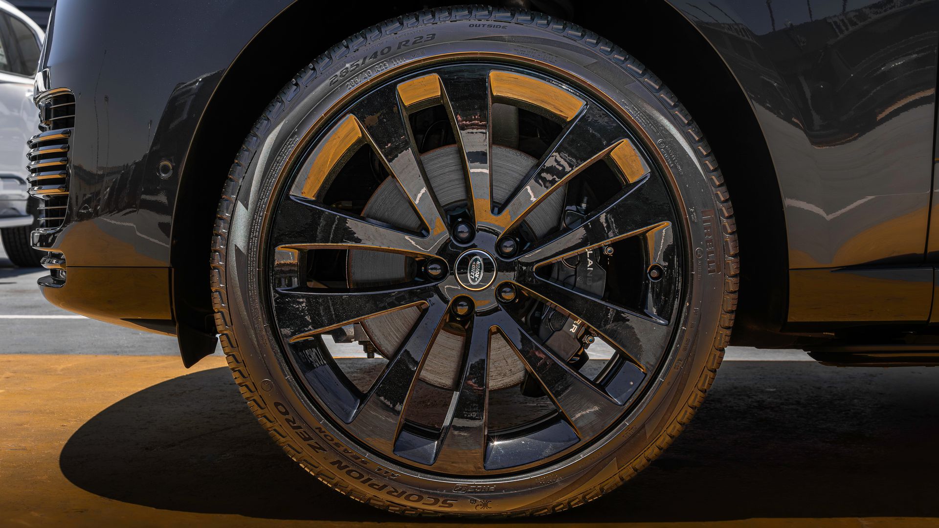2023 Land Rover Range Rover photo 5