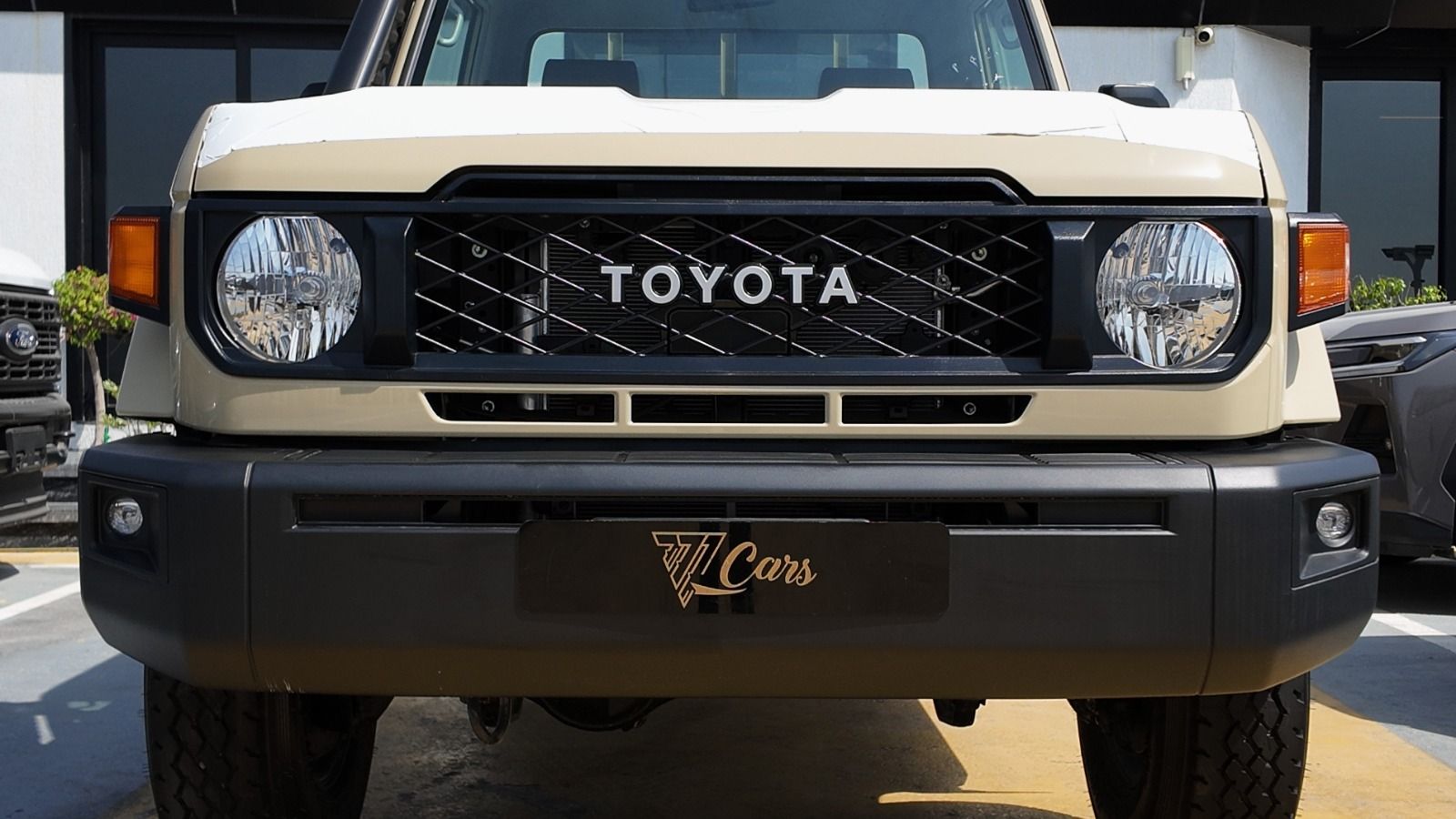 2026 Toyota Land Cruiser photo 2