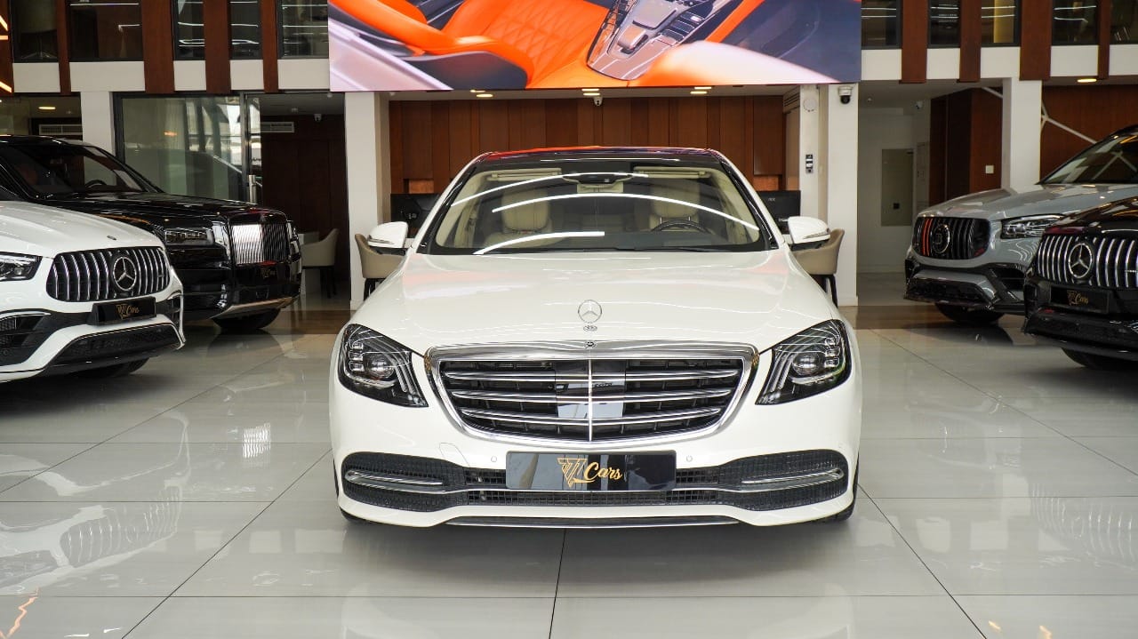 2018 Mercedes-Benz S-Class photo 2