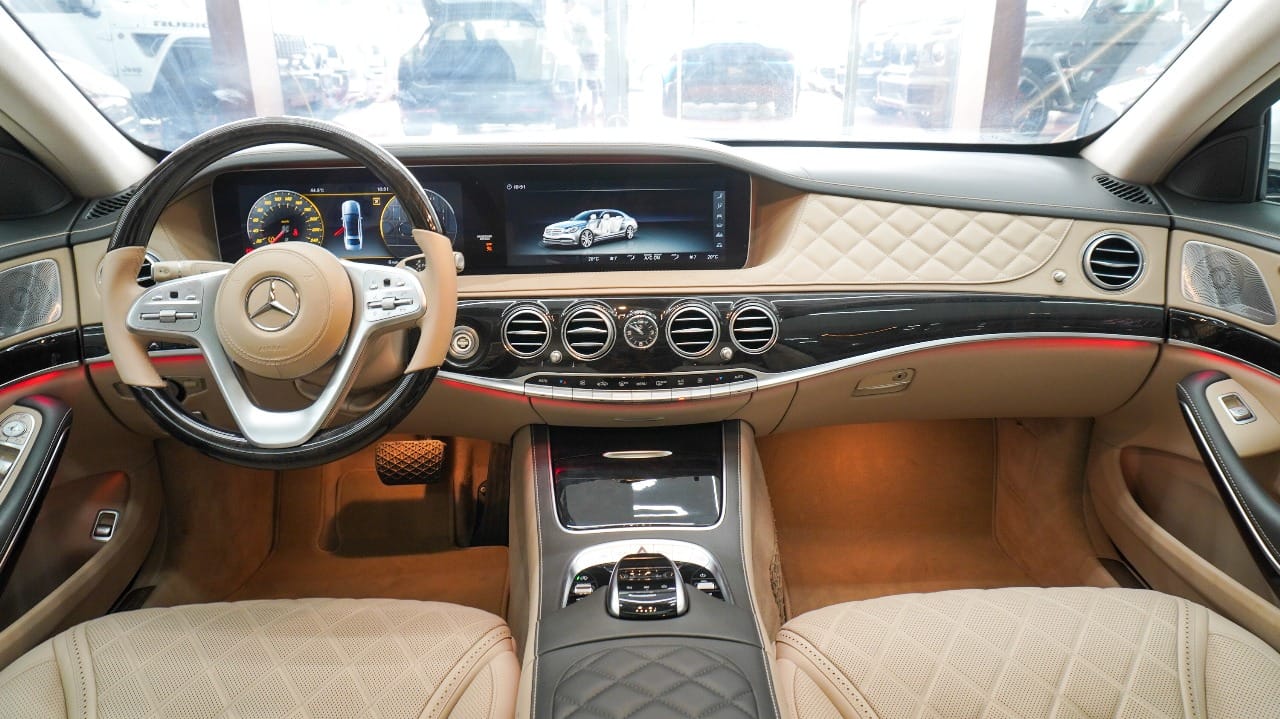 2018 Mercedes-Benz S-Class photo 4