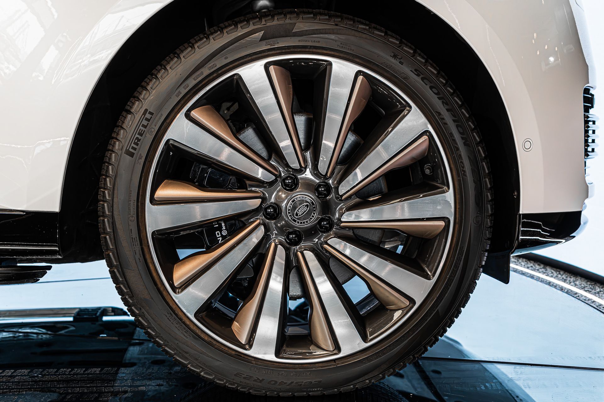 2022 Land Rover Range Rover photo 4