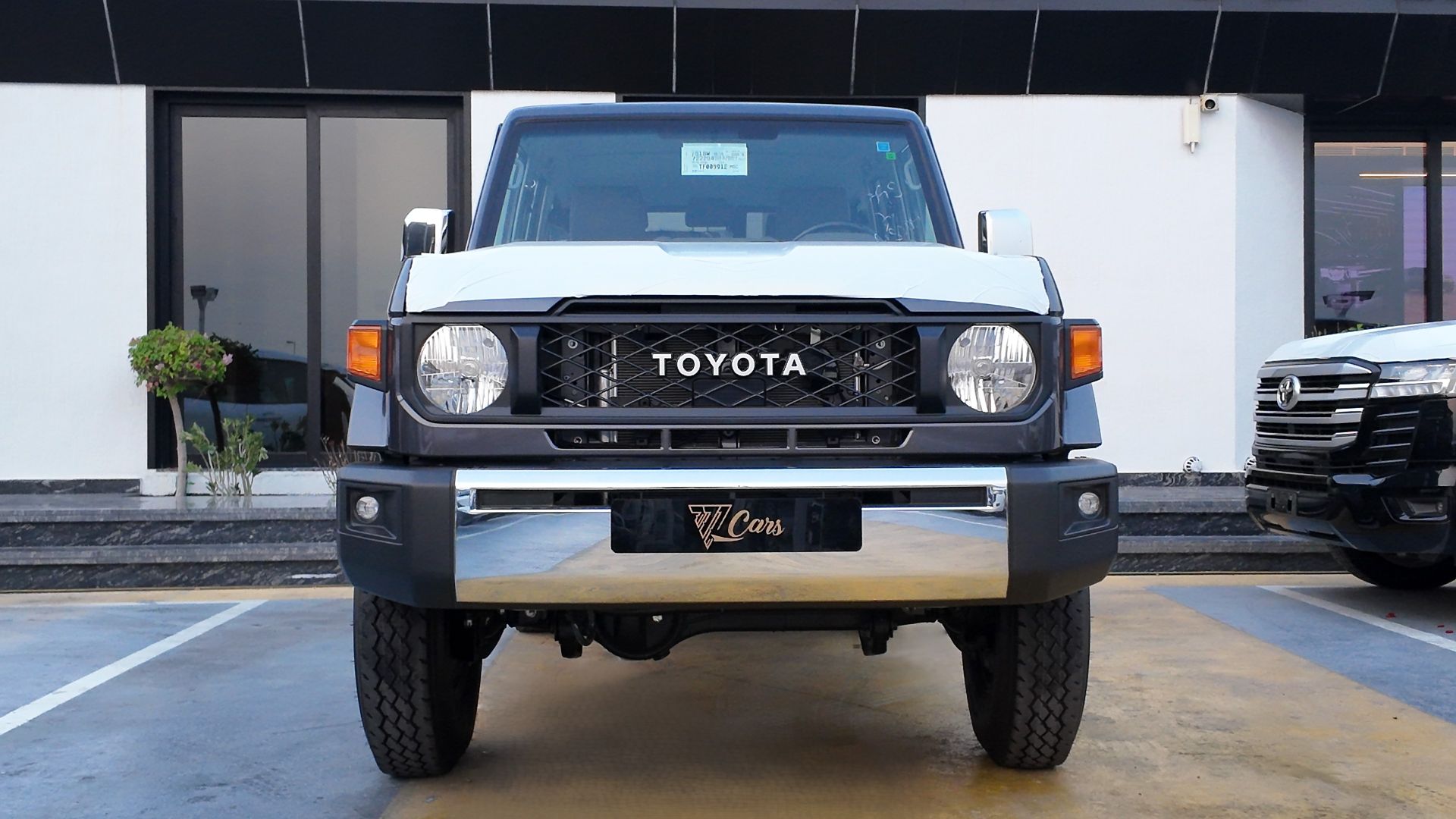 2026 Toyota Land Cruiser photo 2
