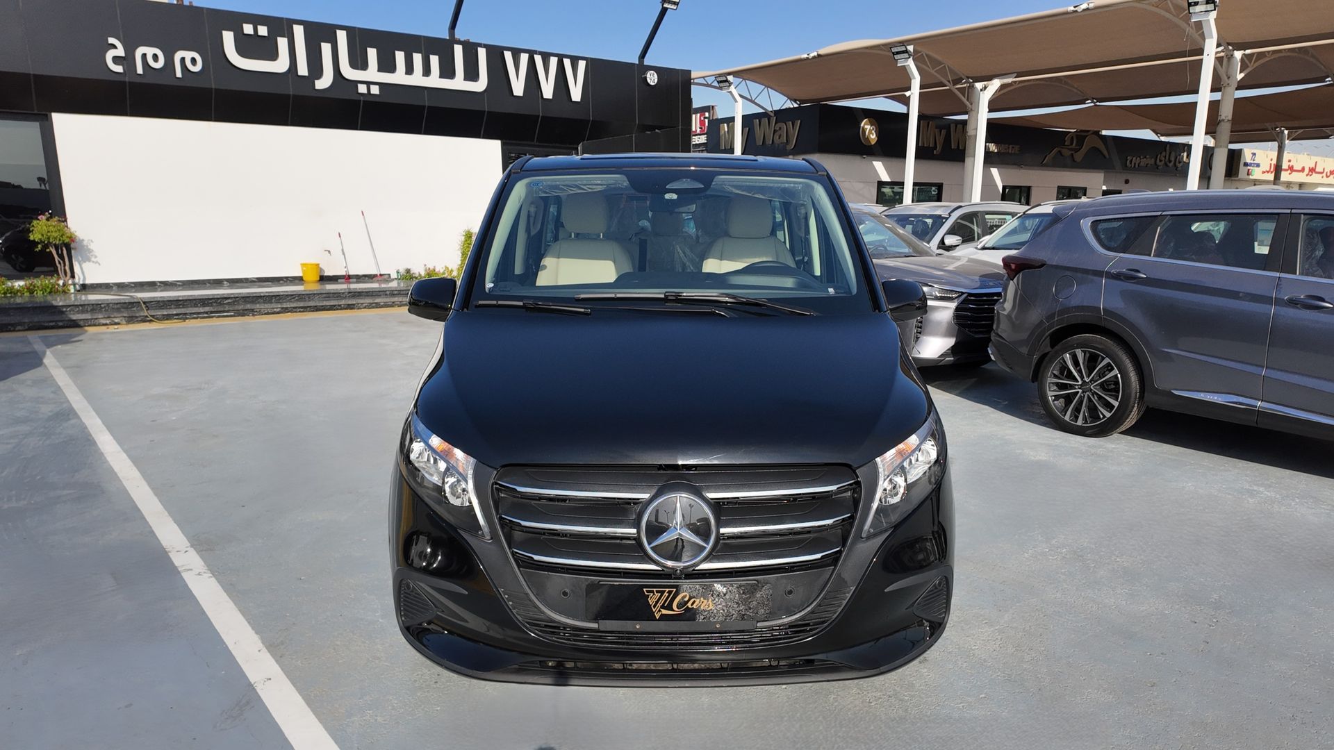 2025 Mercedes-Benz Vito photo 2