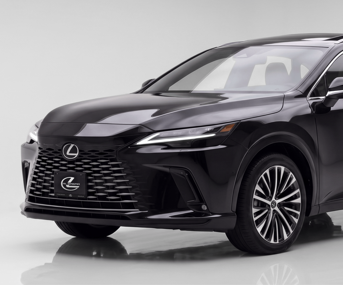 2023 Lexus RX photo 2