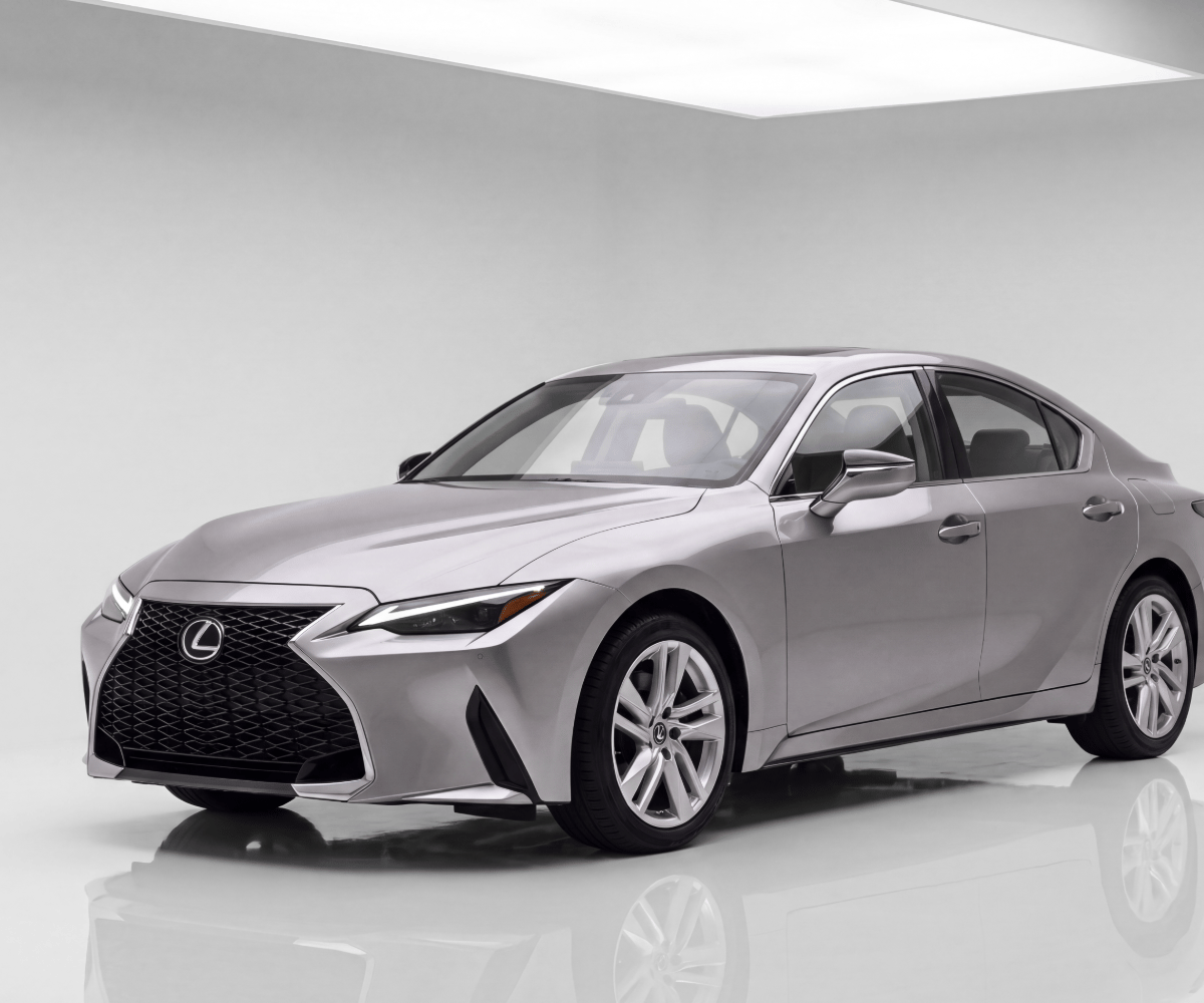 2025 Lexus IS