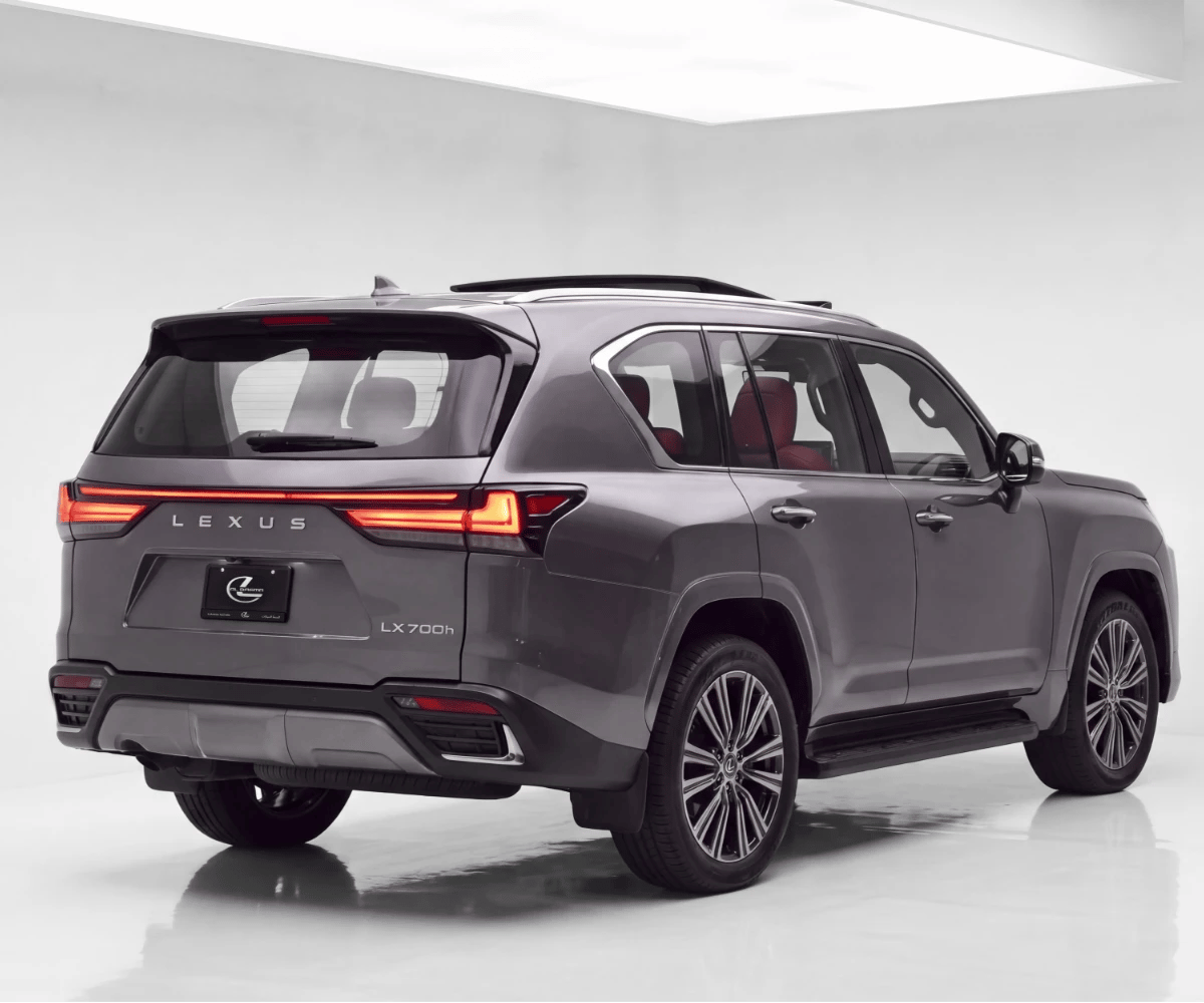 2026 Lexus LX photo 3