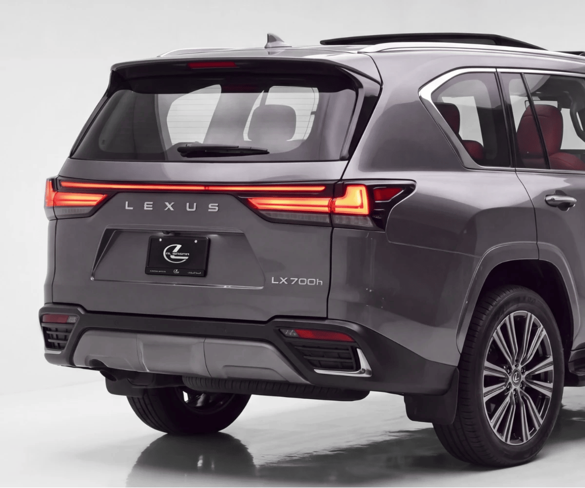 2026 Lexus LX photo 4