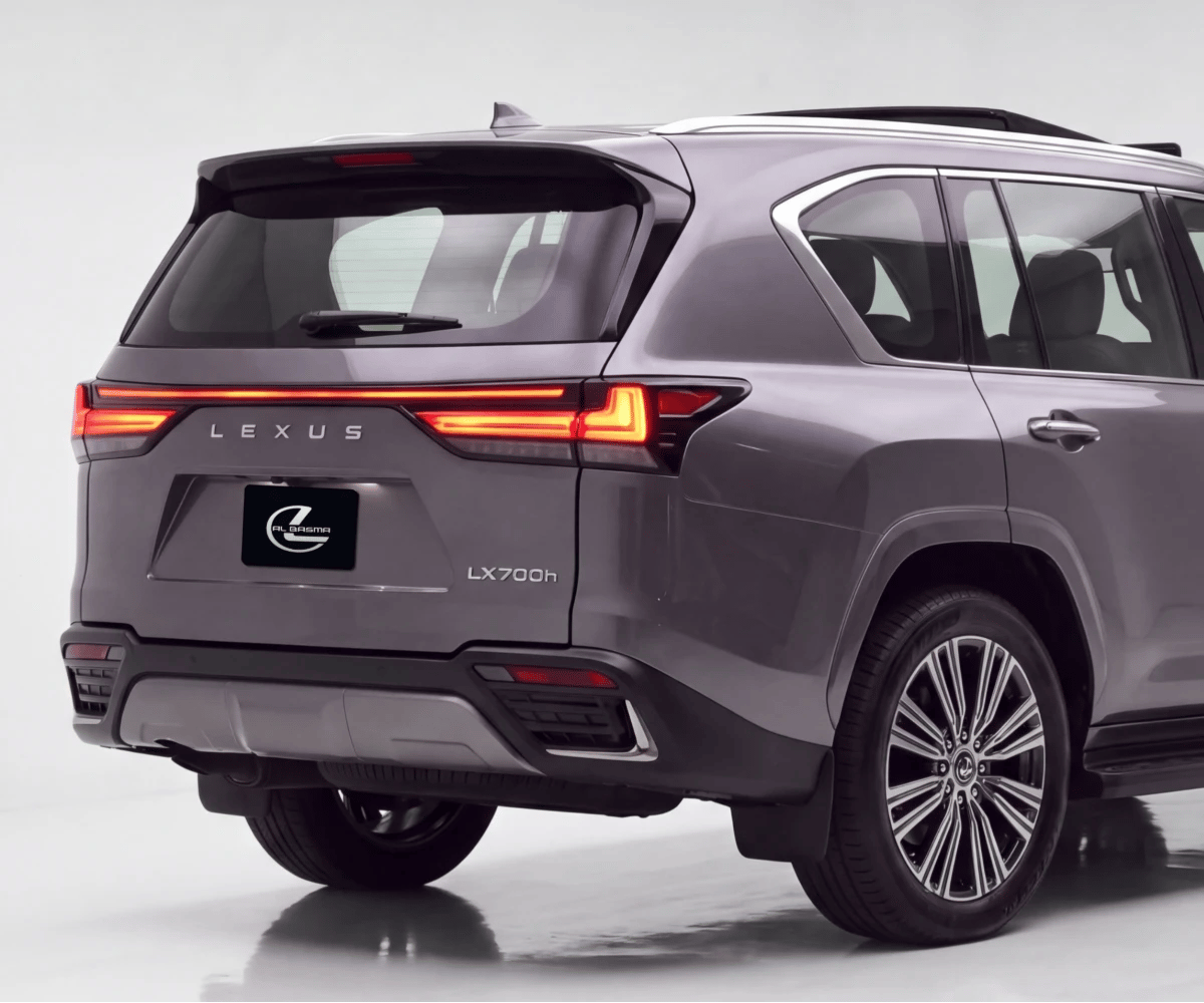 2026 Lexus LX photo 4