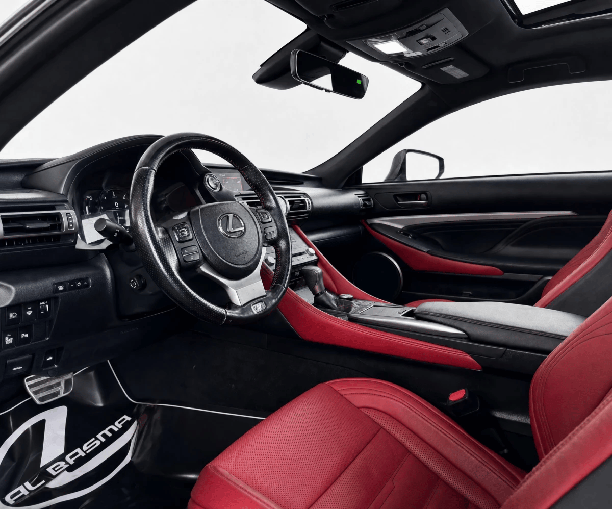 2021 Lexus RC photo 5