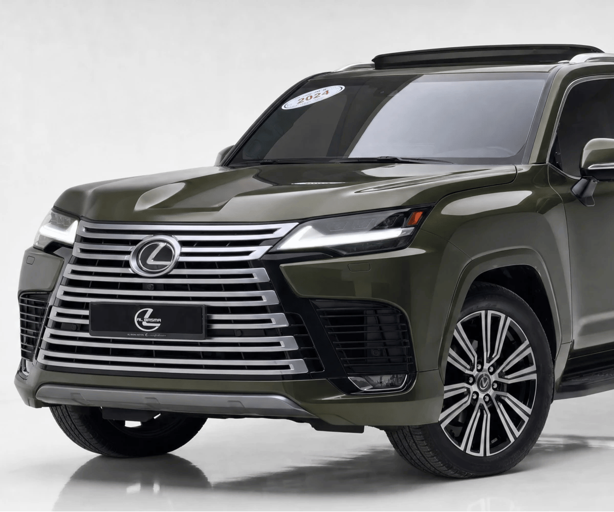 2023 Lexus LX photo 2