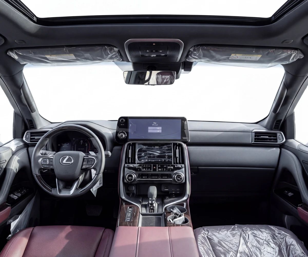 2025 Lexus LX photo 5