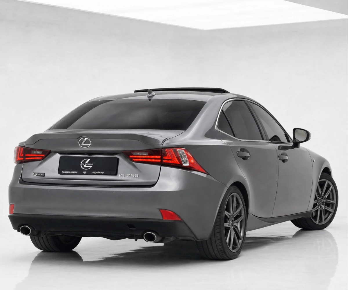 2014 Lexus IS photo 3