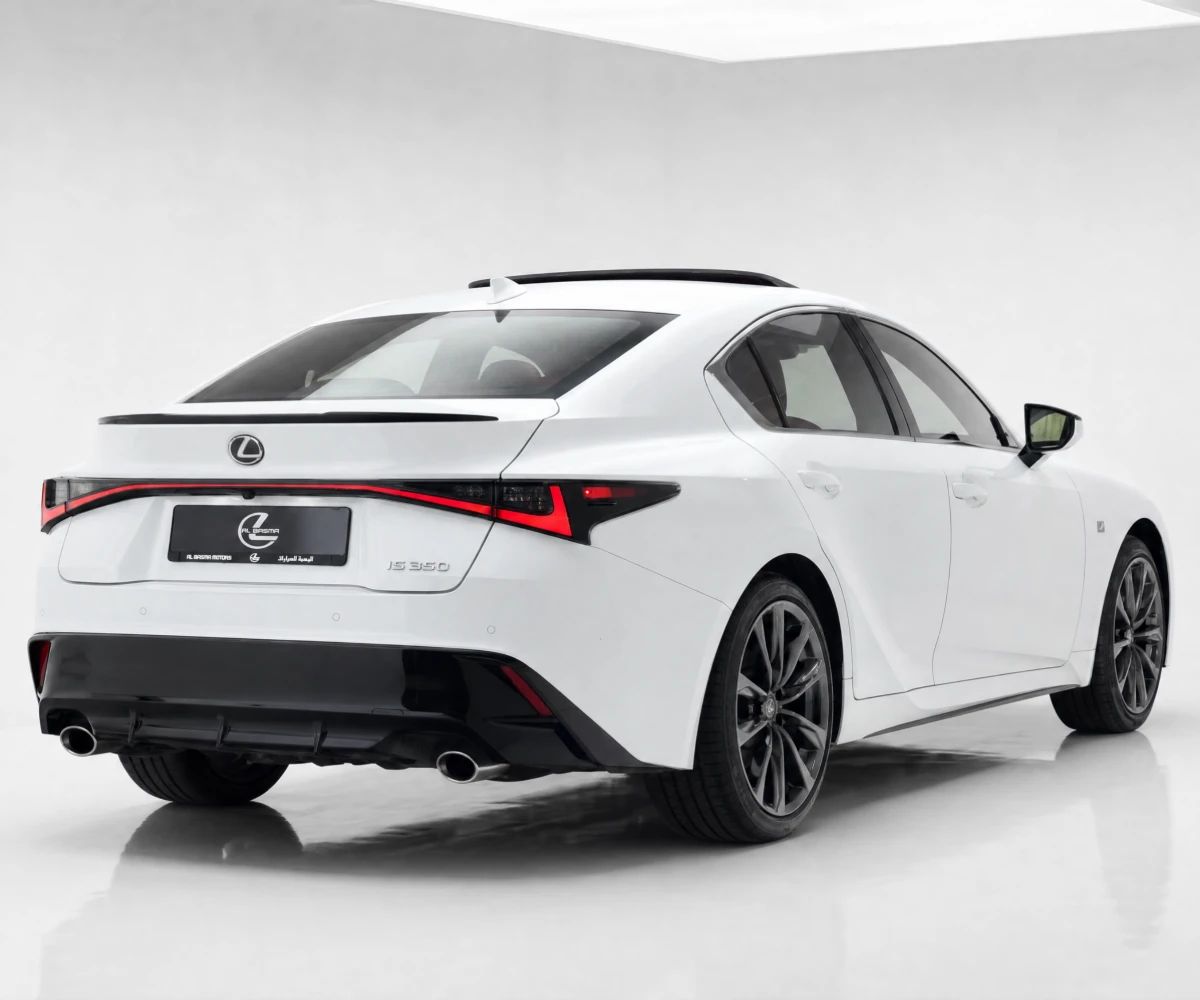2024 Lexus IS photo 3
