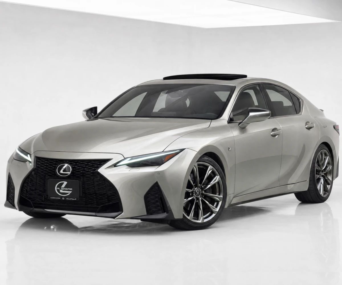 2022 Lexus IS