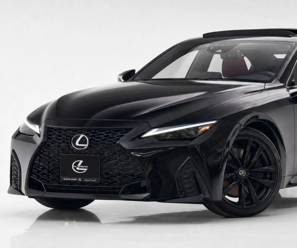 2024 Lexus IS photo 2