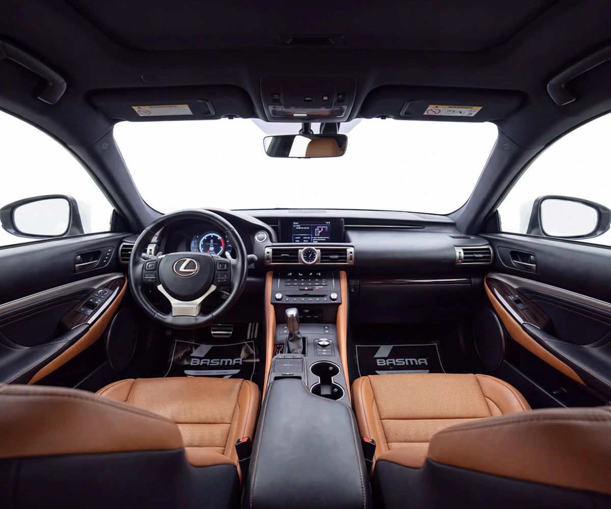 2019 Lexus RC photo 5