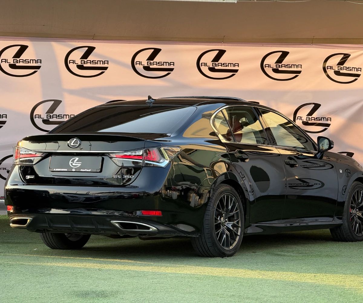 2015 Lexus GS photo 4