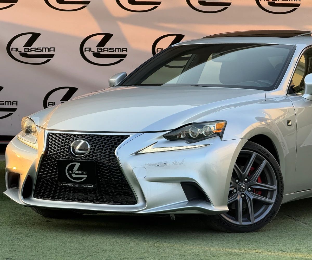 2014 Lexus IS photo 2