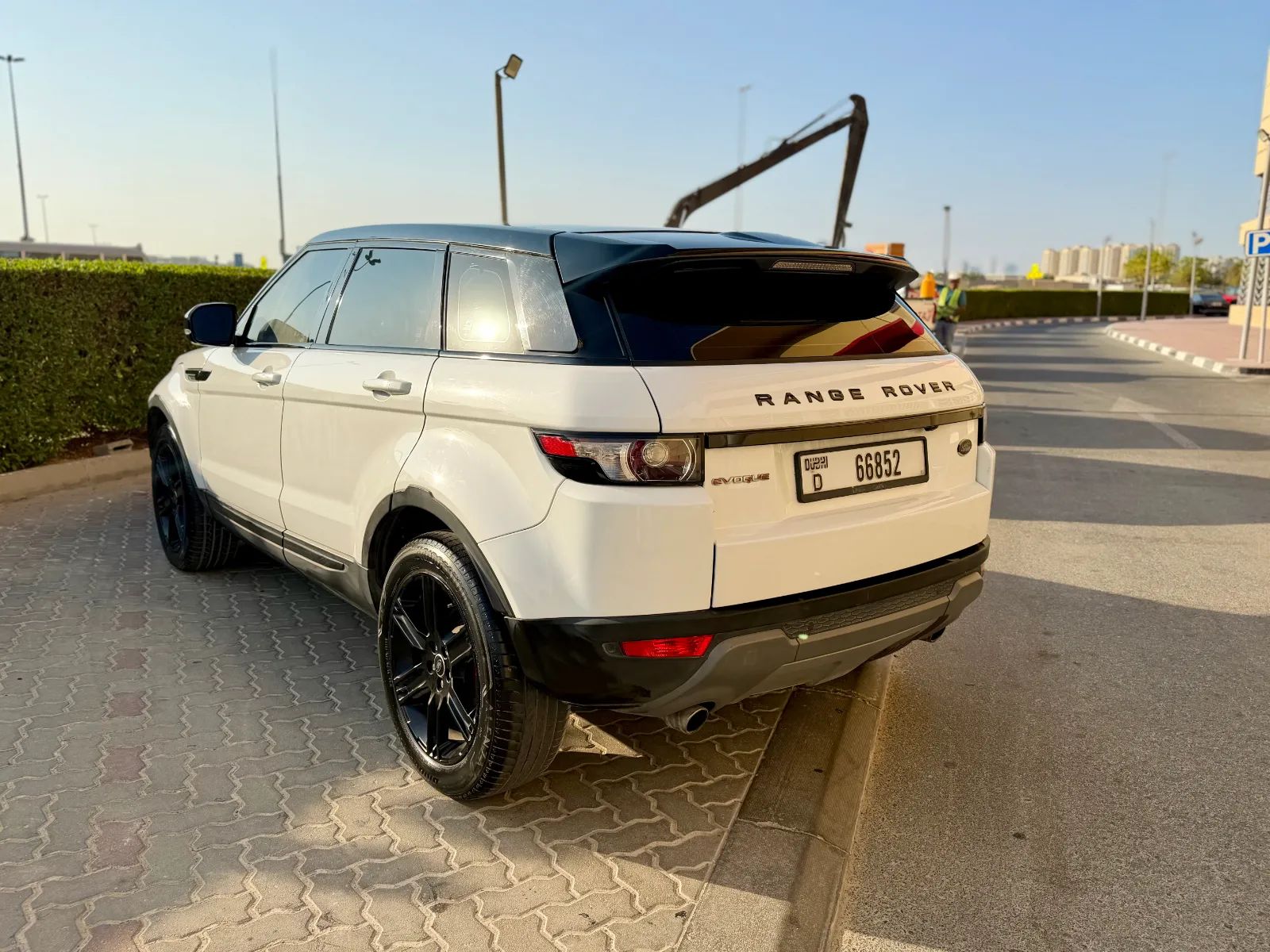 2013 Land Rover Range Rover Evoque photo 2