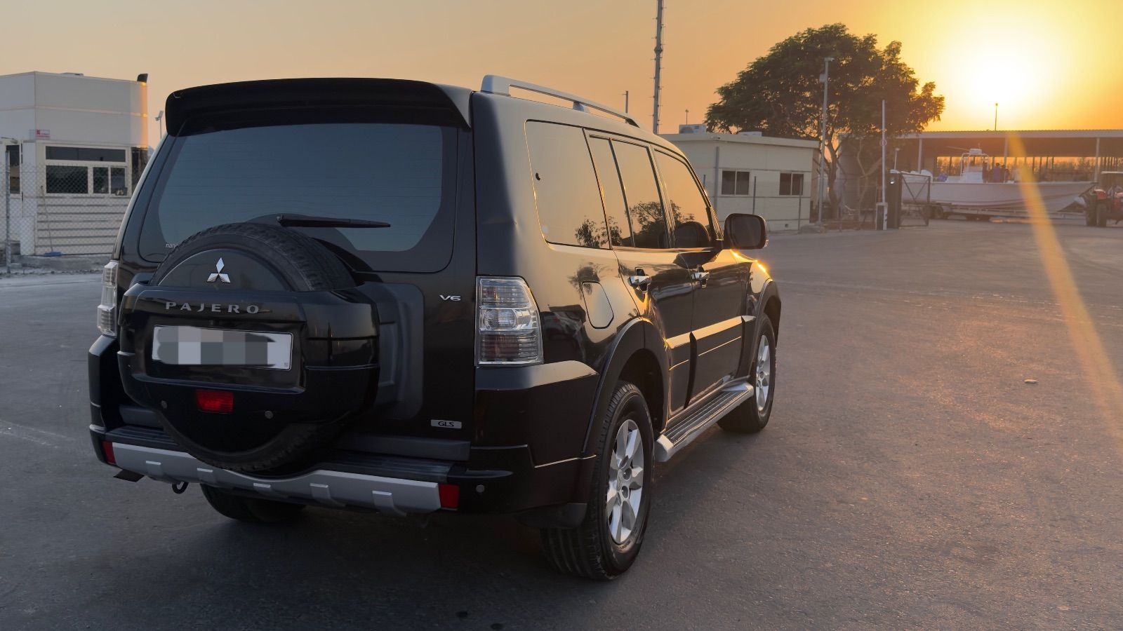 2010 Mitsubishi Pajero photo 5