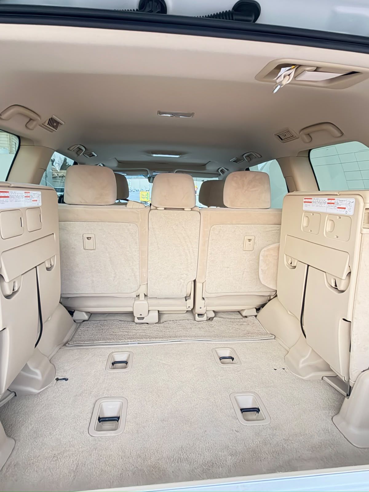 2017 Toyota Land Cruiser photo 3