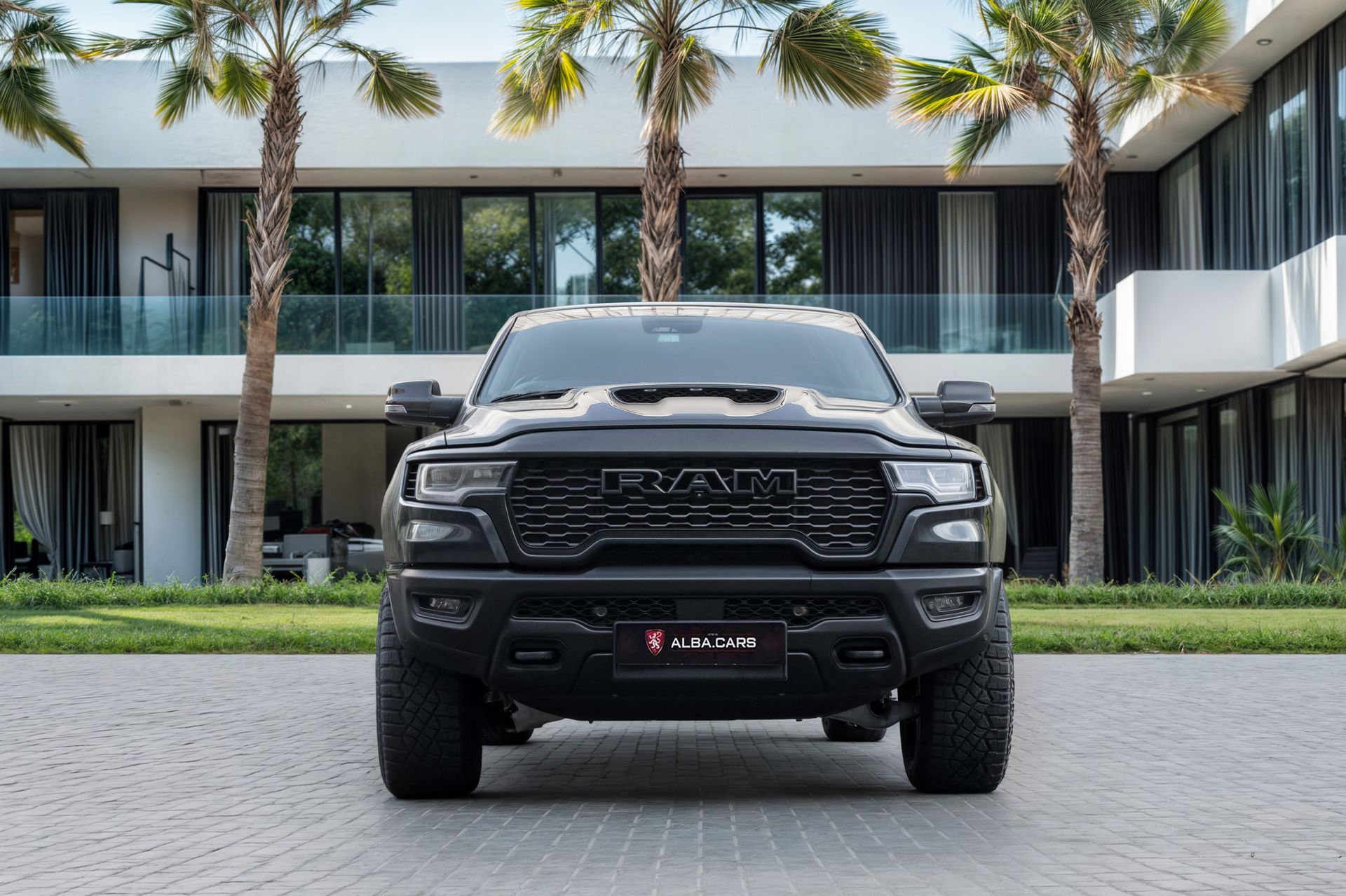 2025 Ram 1500 photo 4