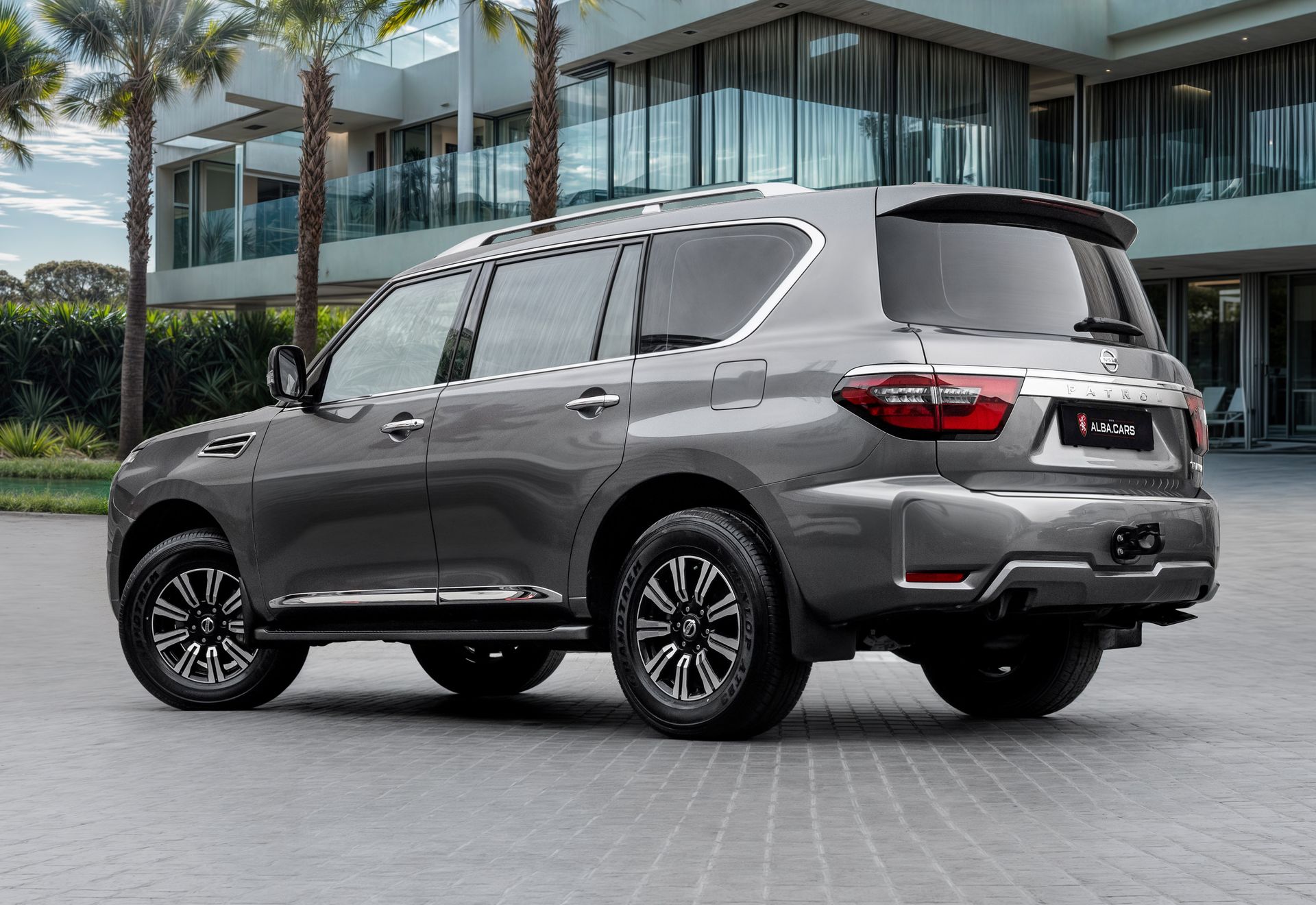 2020 Nissan Patrol photo 3