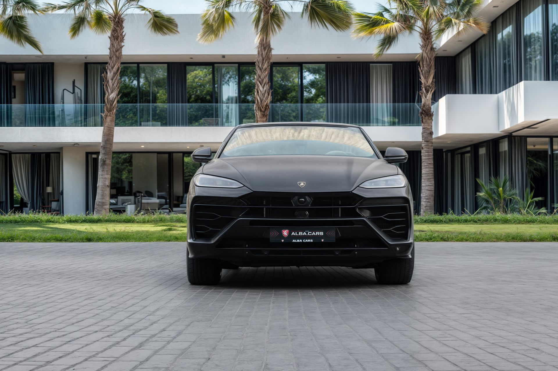 2025 Lamborghini Urus photo 4