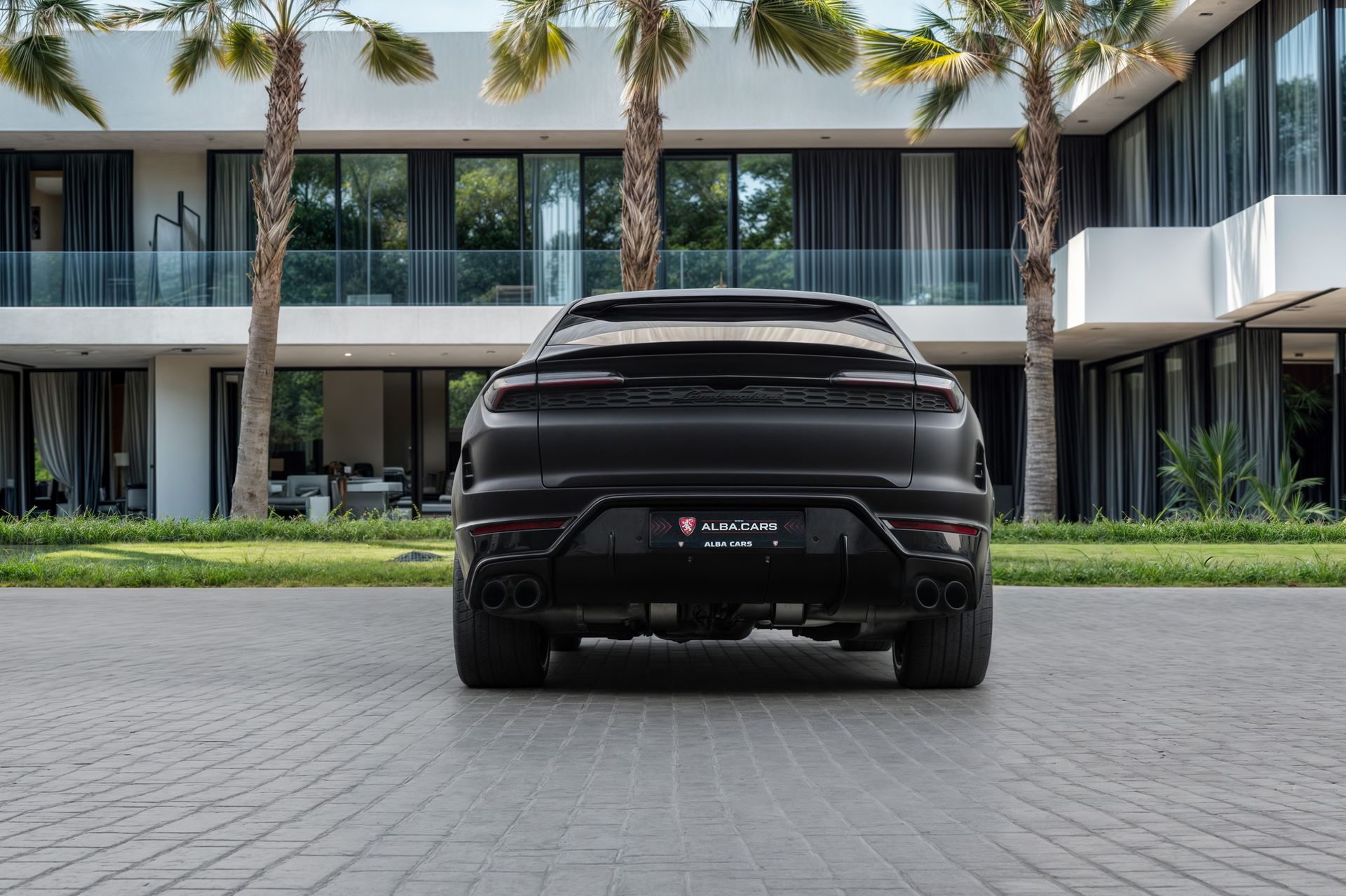 2025 Lamborghini Urus photo 5