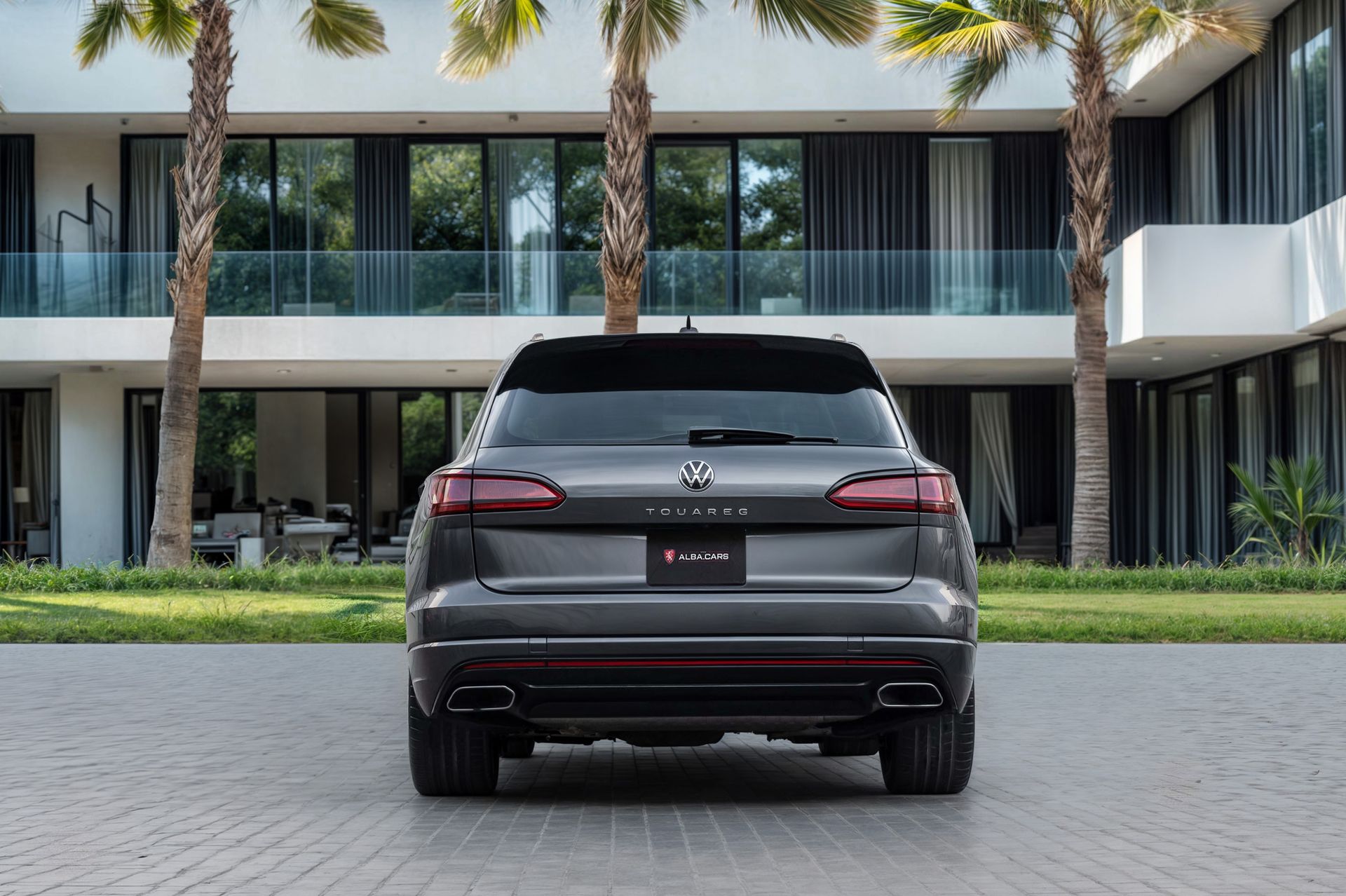 2021 Volkswagen Touareg photo 5