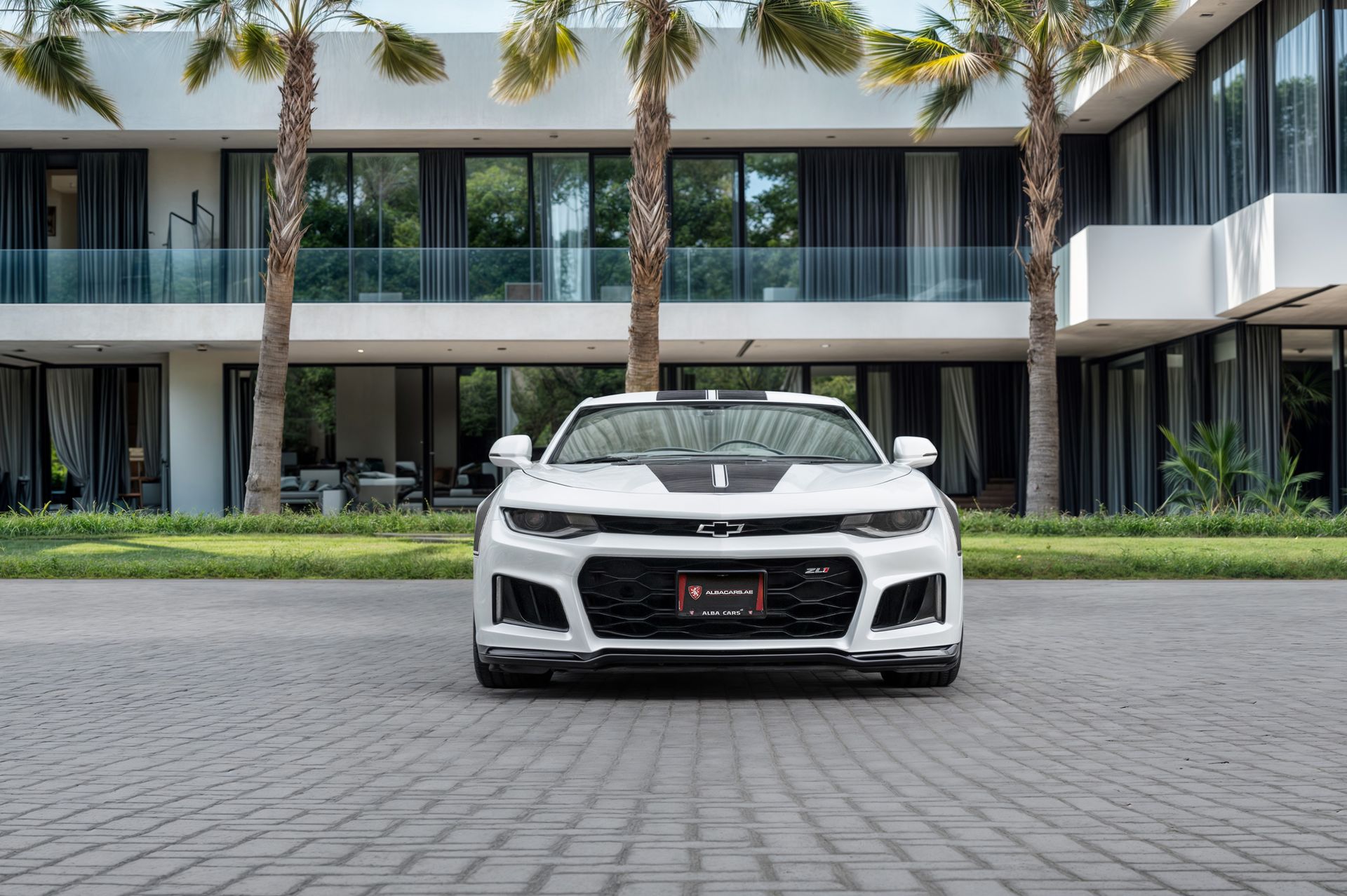 2023 Chevrolet Camaro photo 4