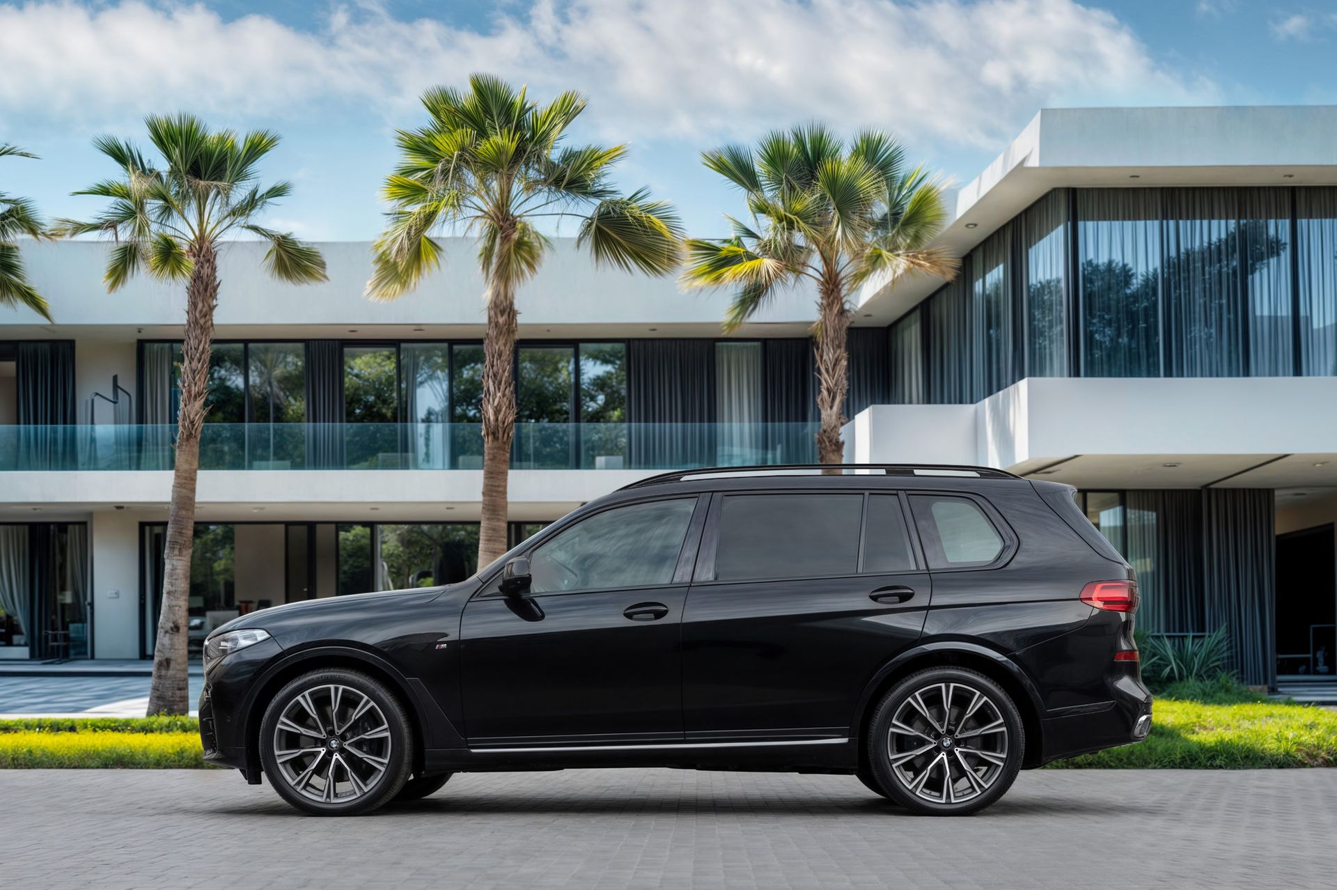 2021 BMW X7 photo 2
