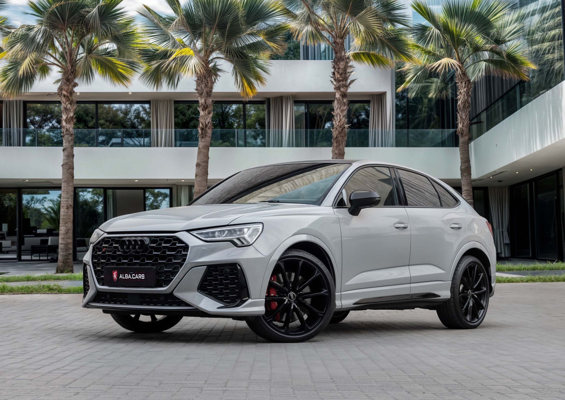 2023 Audi RSQ3