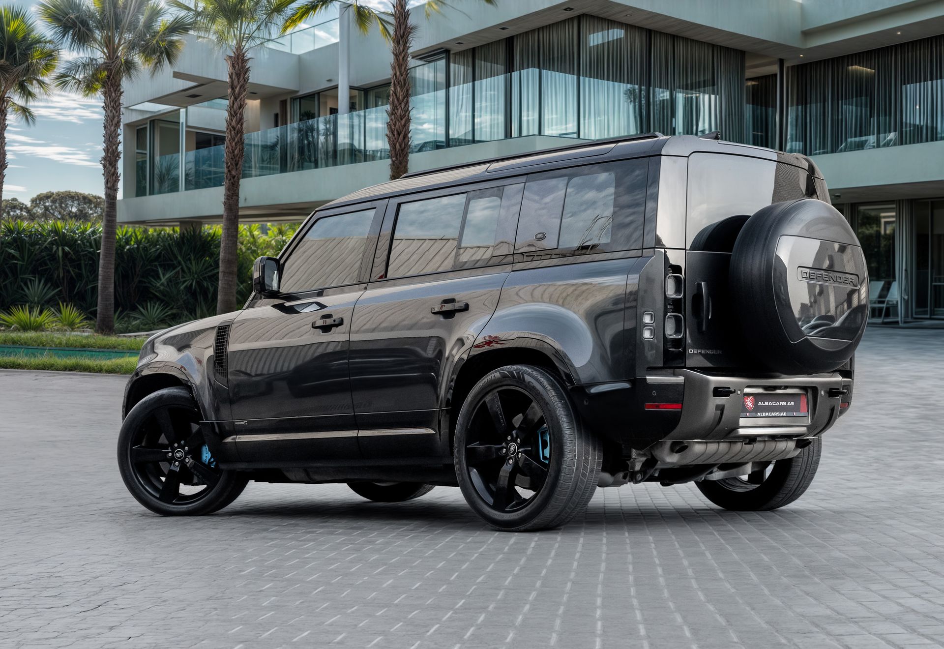 2022 Land Rover Defender photo 3