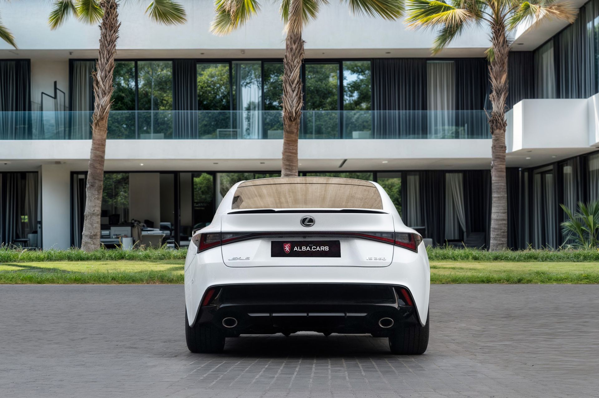 2025 Lexus IS photo 5