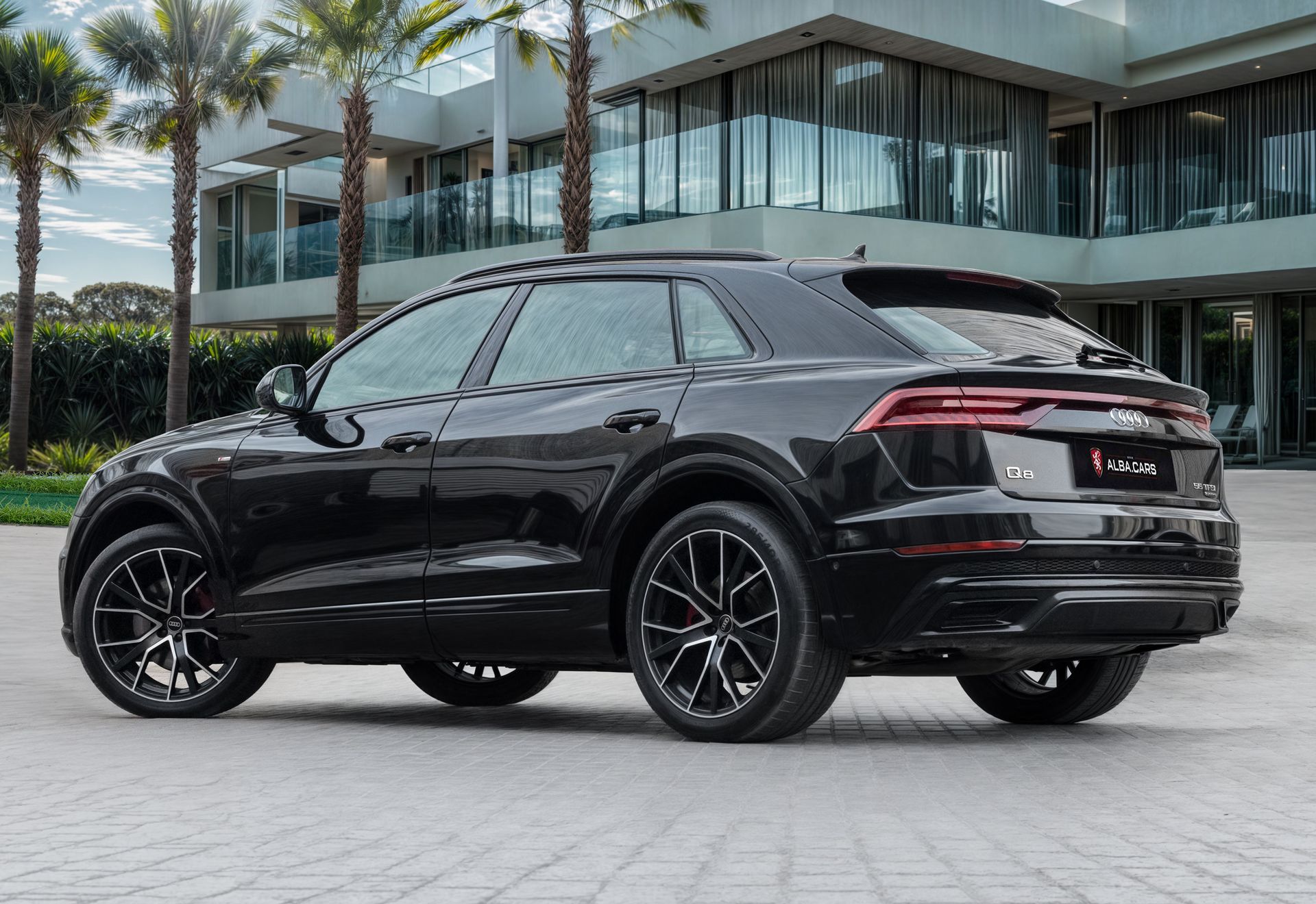 2022 Audi Q8 photo 3