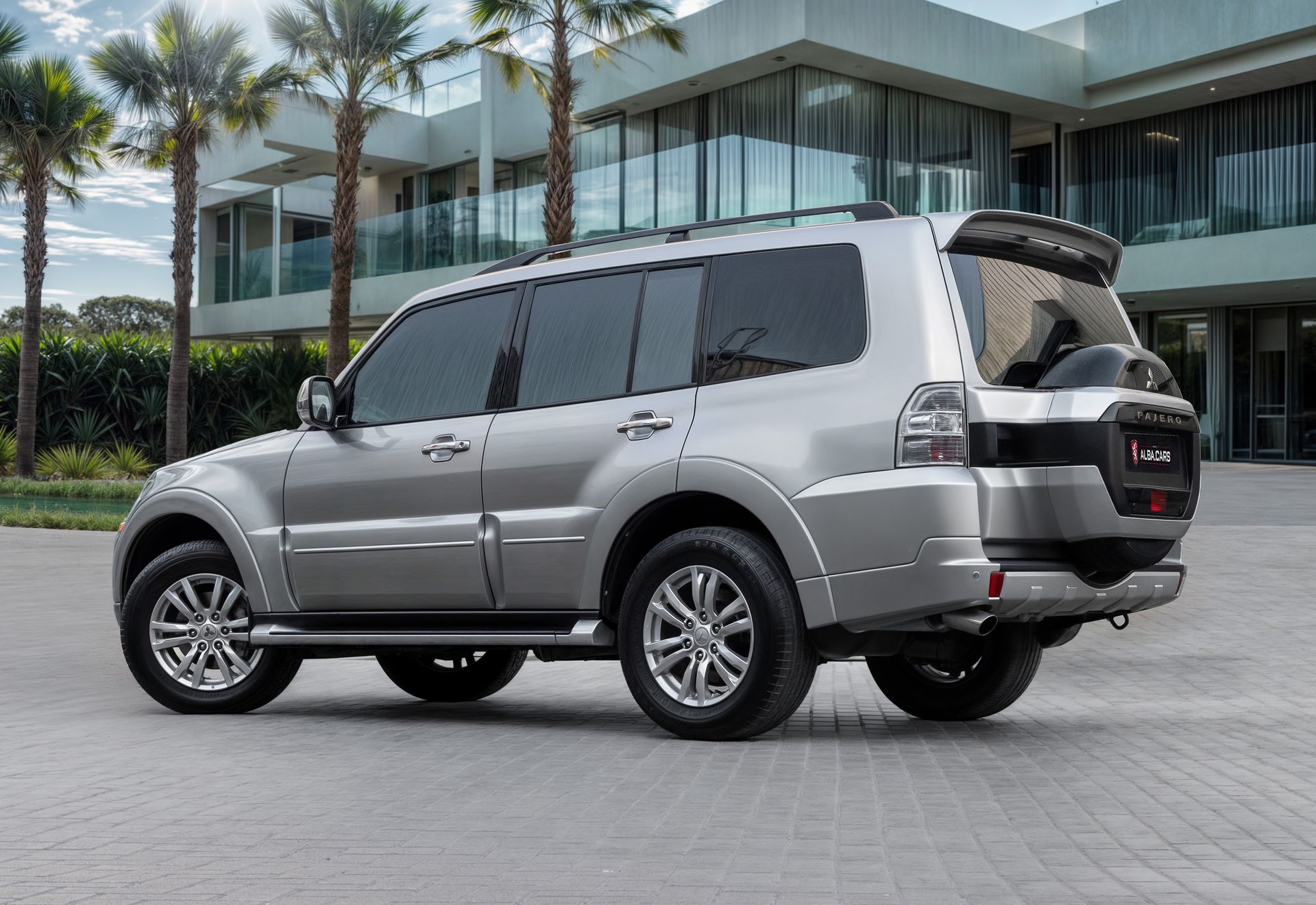 2020 Mitsubishi Pajero photo 3