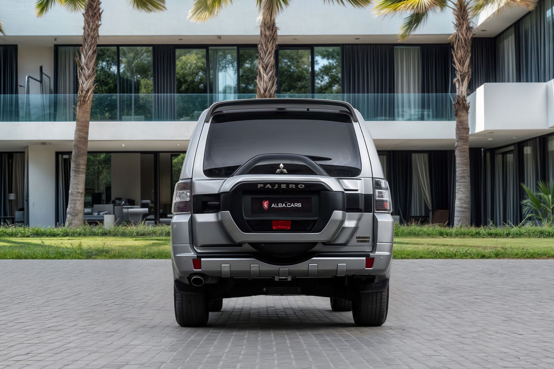 2020 Mitsubishi Pajero photo 5
