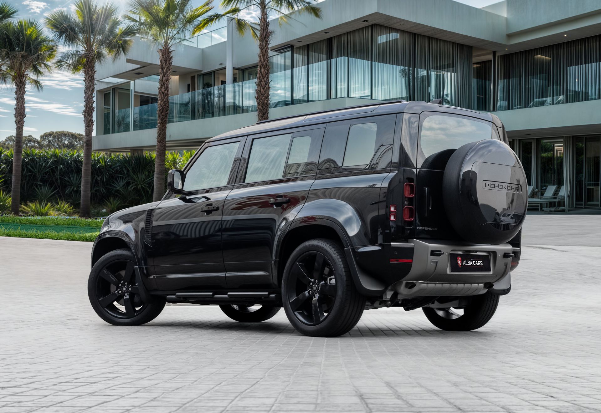 2025 Land Rover Defender photo 3