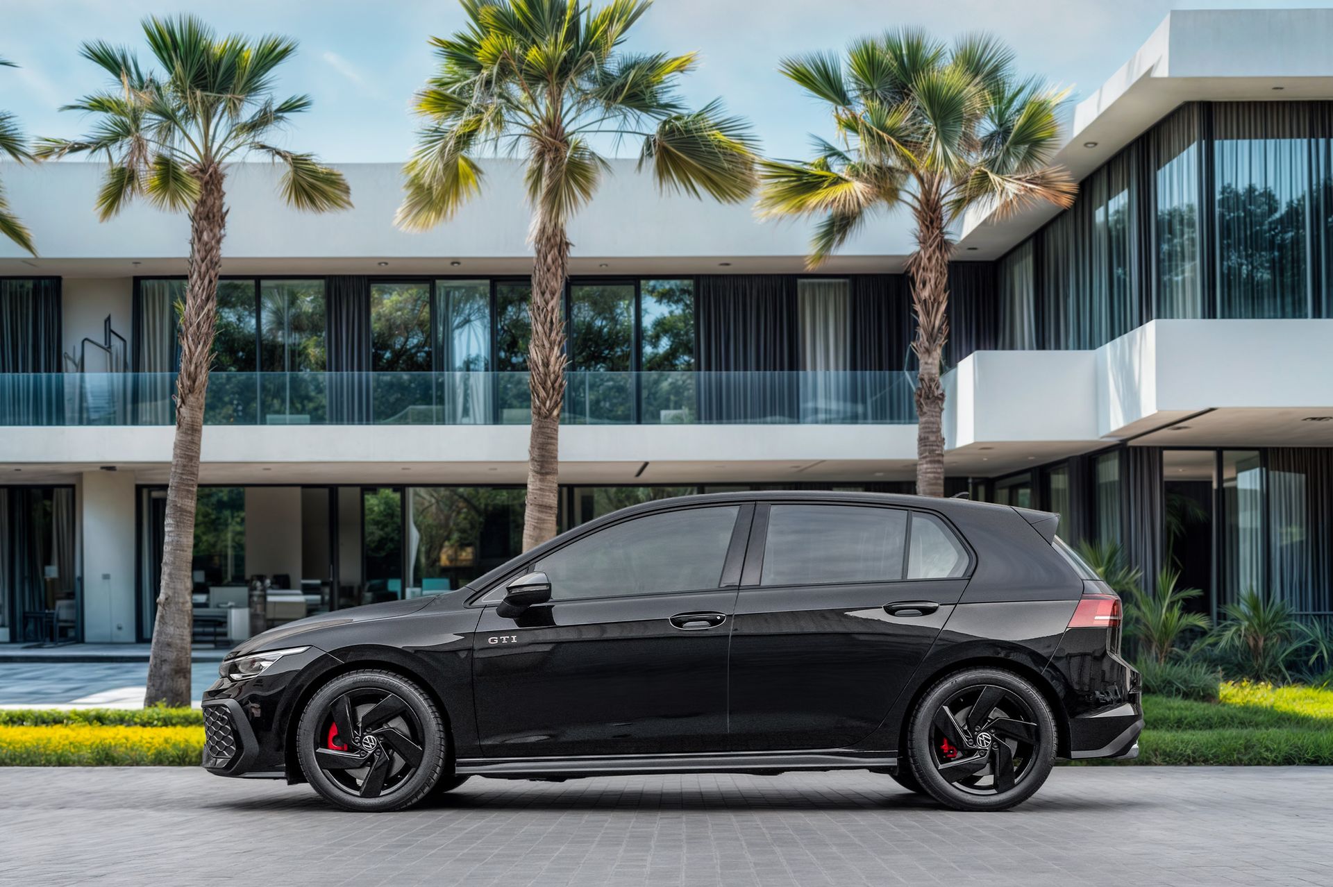 2026 Volkswagen Golf photo 2