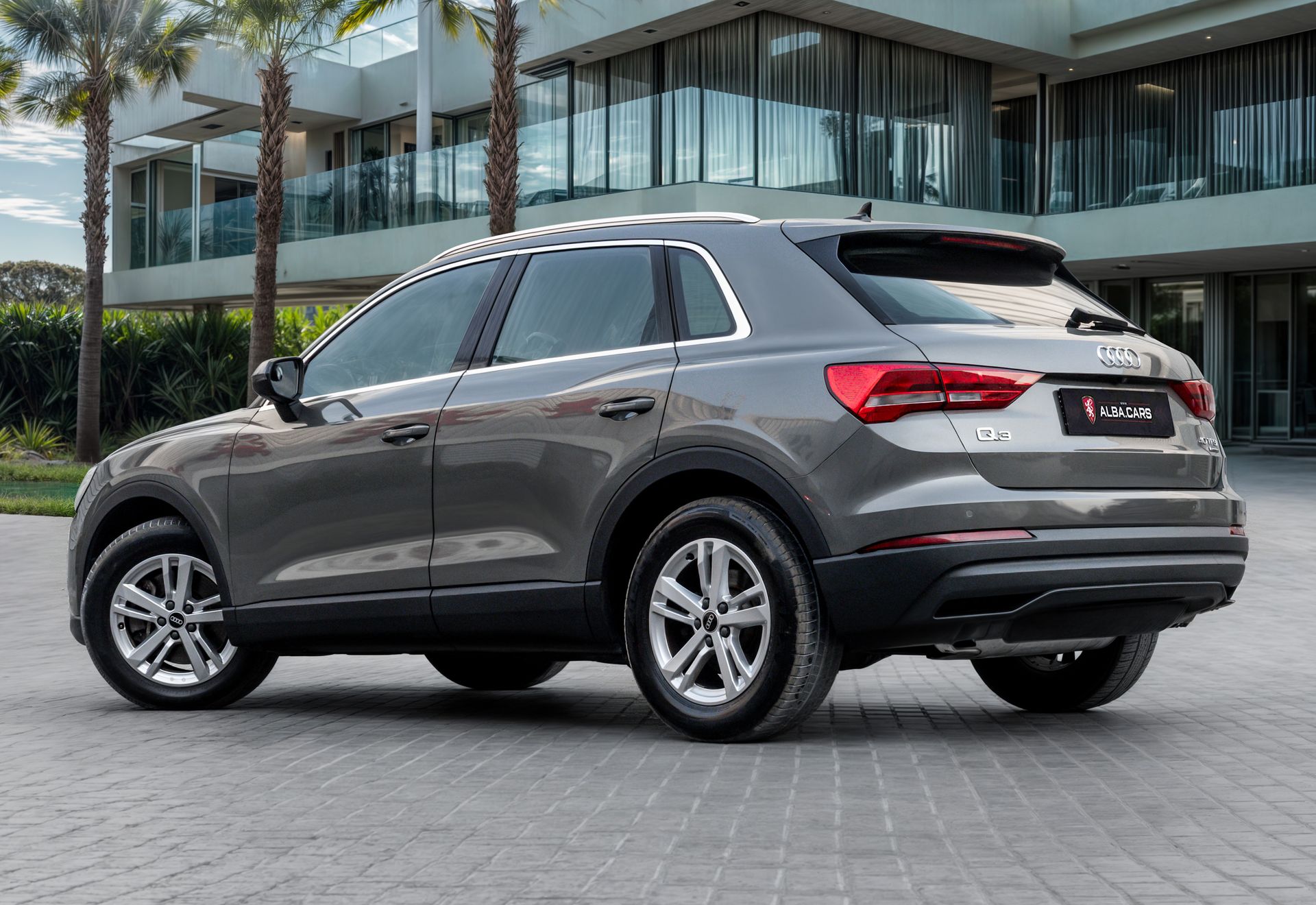 2022 Audi Q3 photo 3