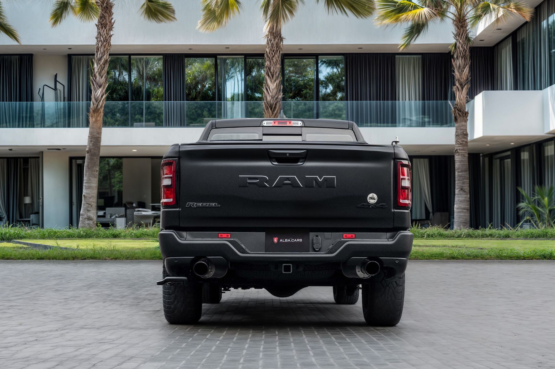 2025 Ram 1500 photo 5