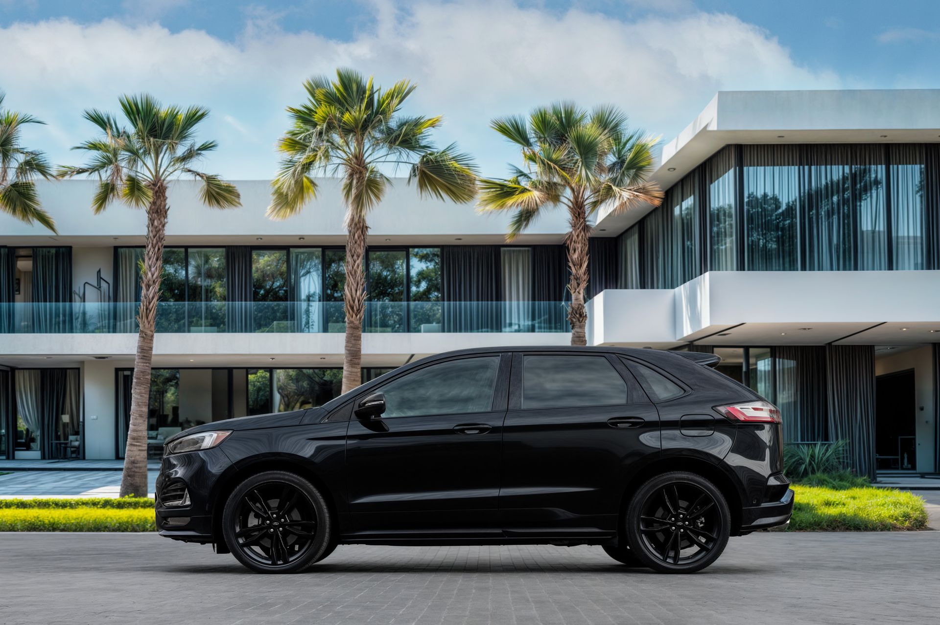 2023 Ford Edge photo 2