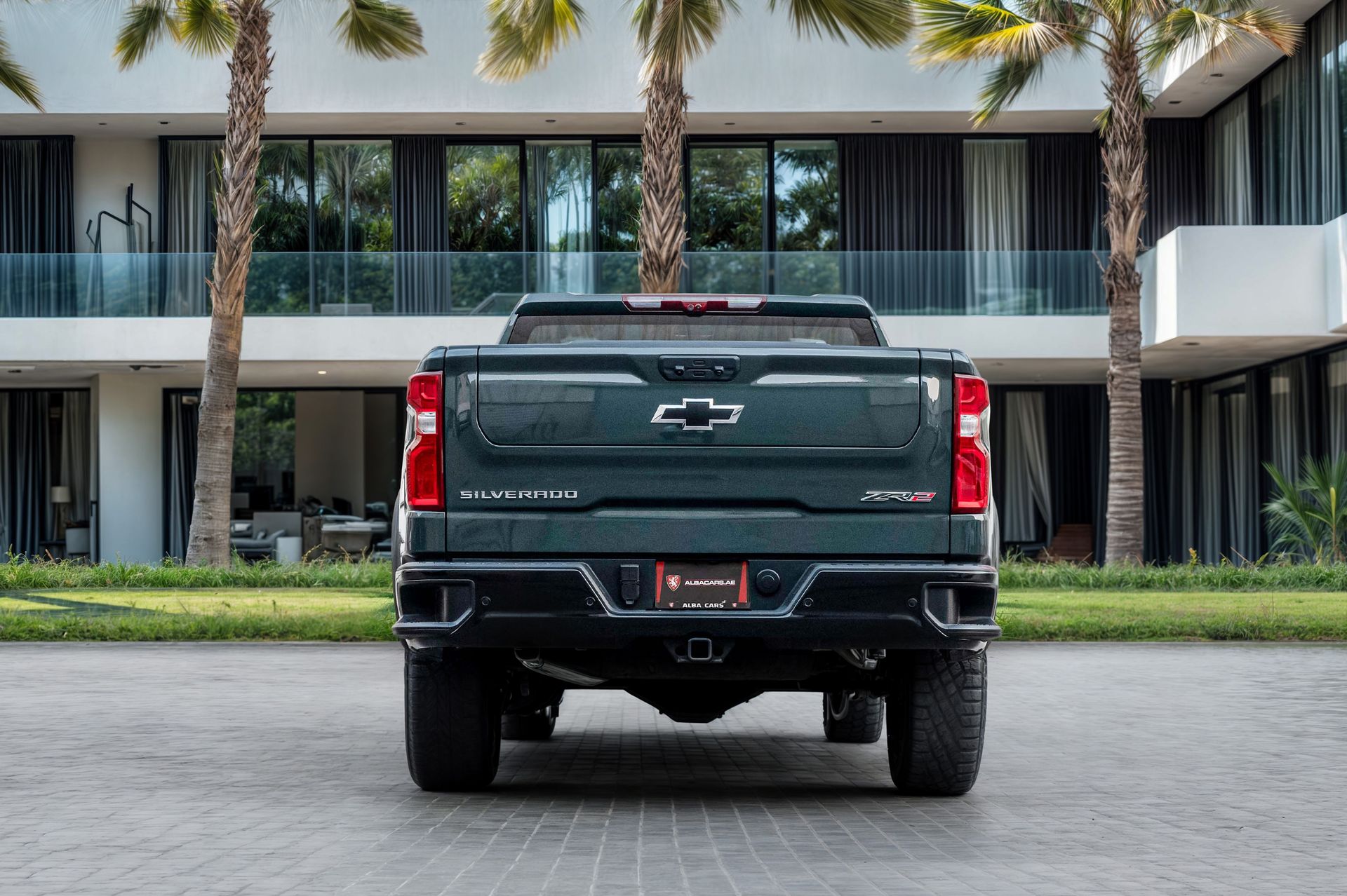 2025 Chevrolet Silverado photo 5