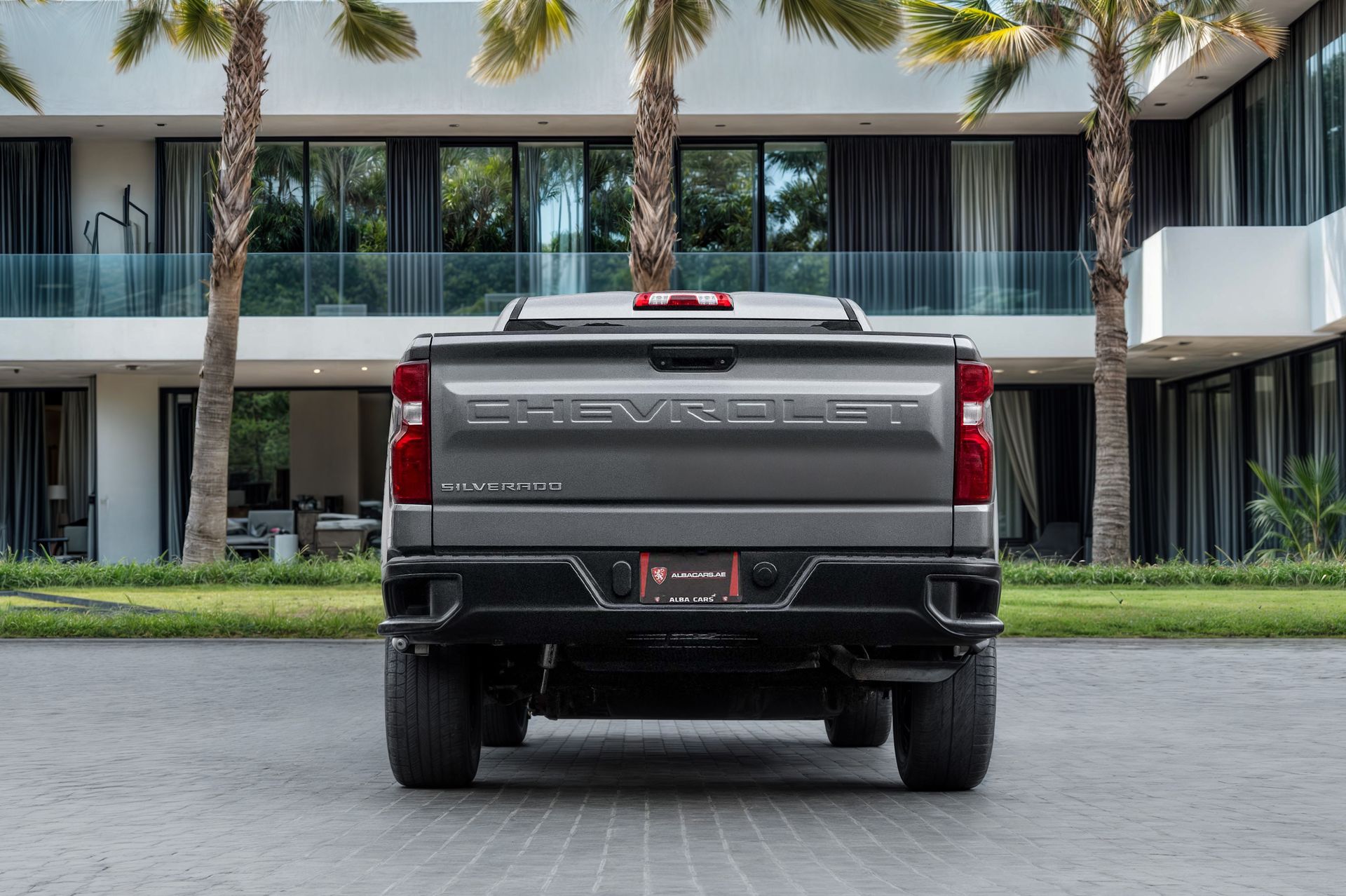 2022 Chevrolet Silverado photo 5