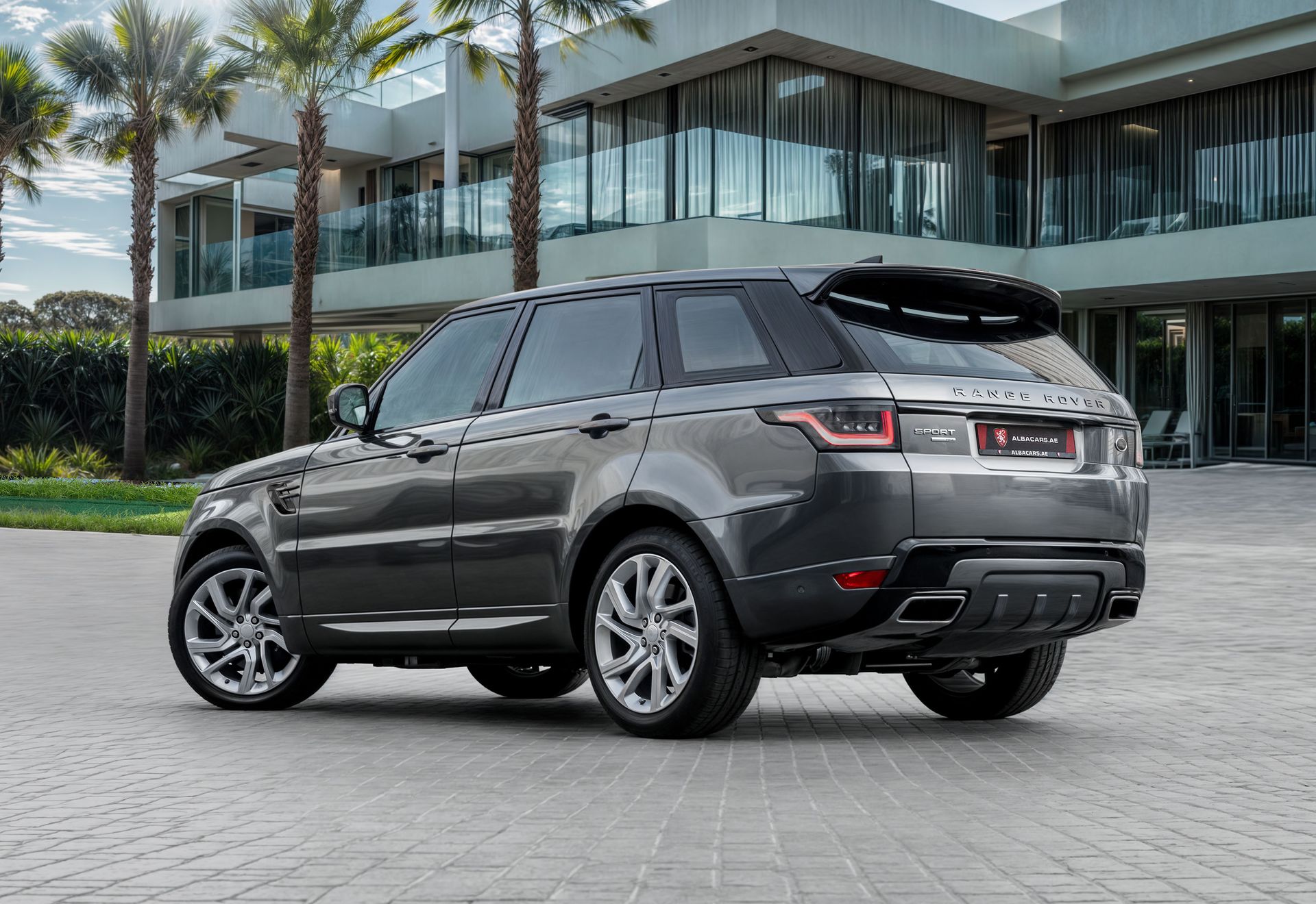 2019 Land Rover Range Rover Sport photo 3