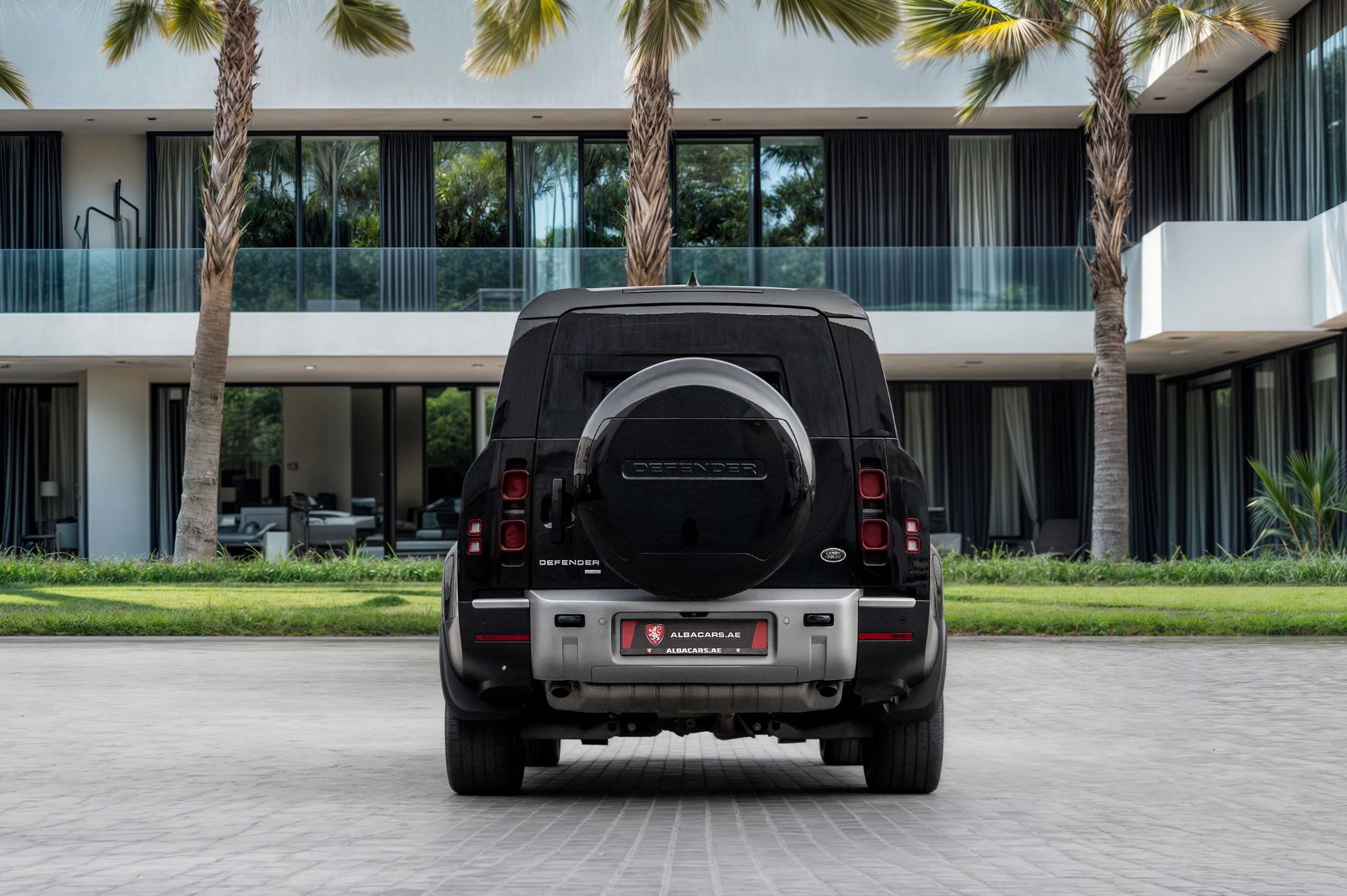 2023 Land Rover Defender photo 5