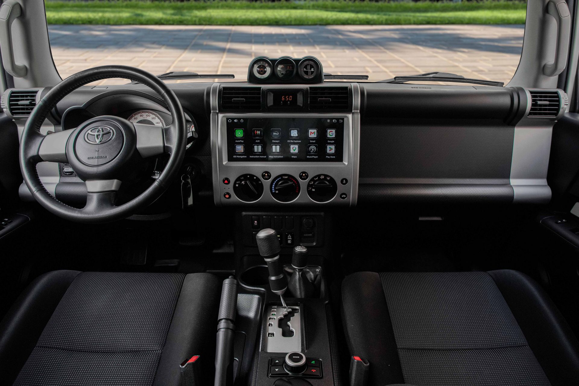 2021 Toyota FJ Cruiser photo 4