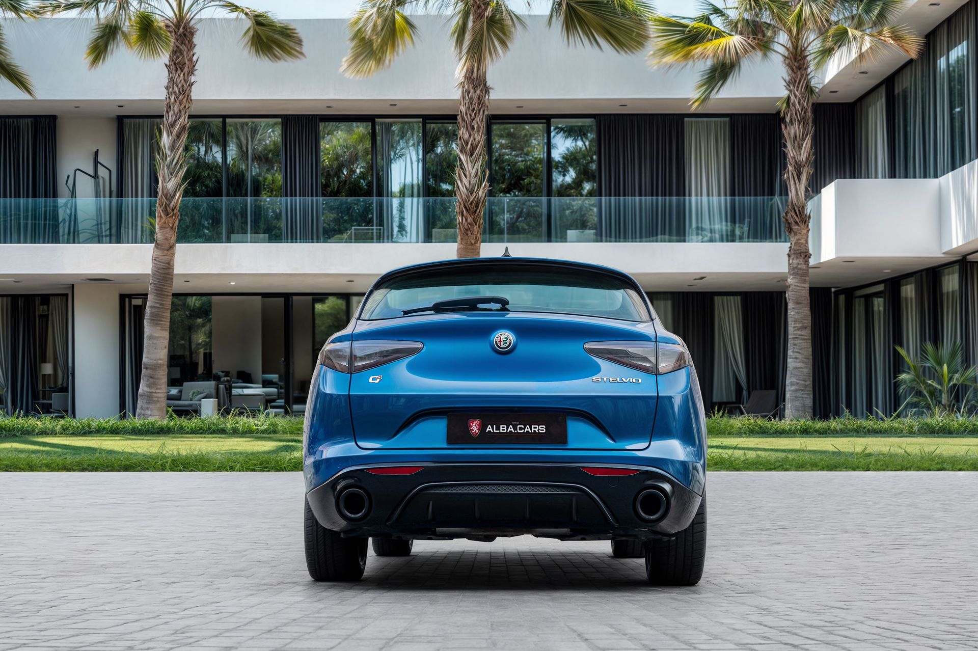 2024 Alfa Romeo Stelvio photo 5